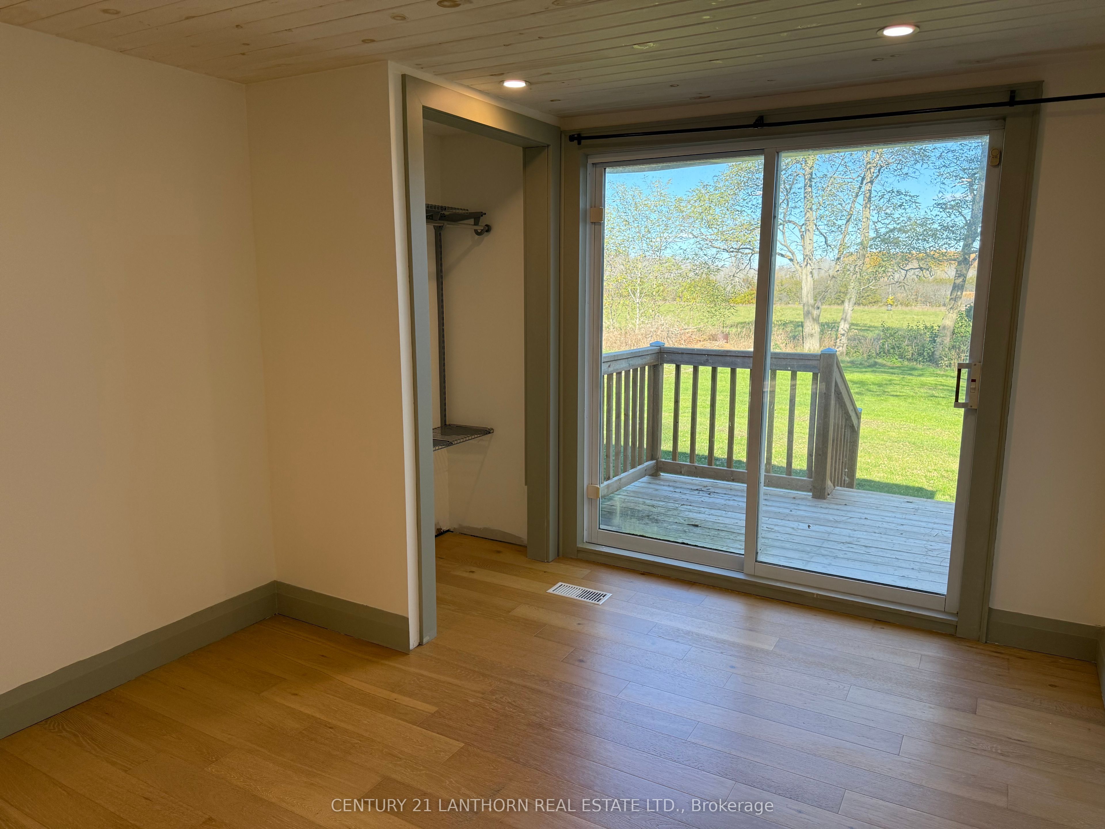 210 Melville Road Property Photo 19