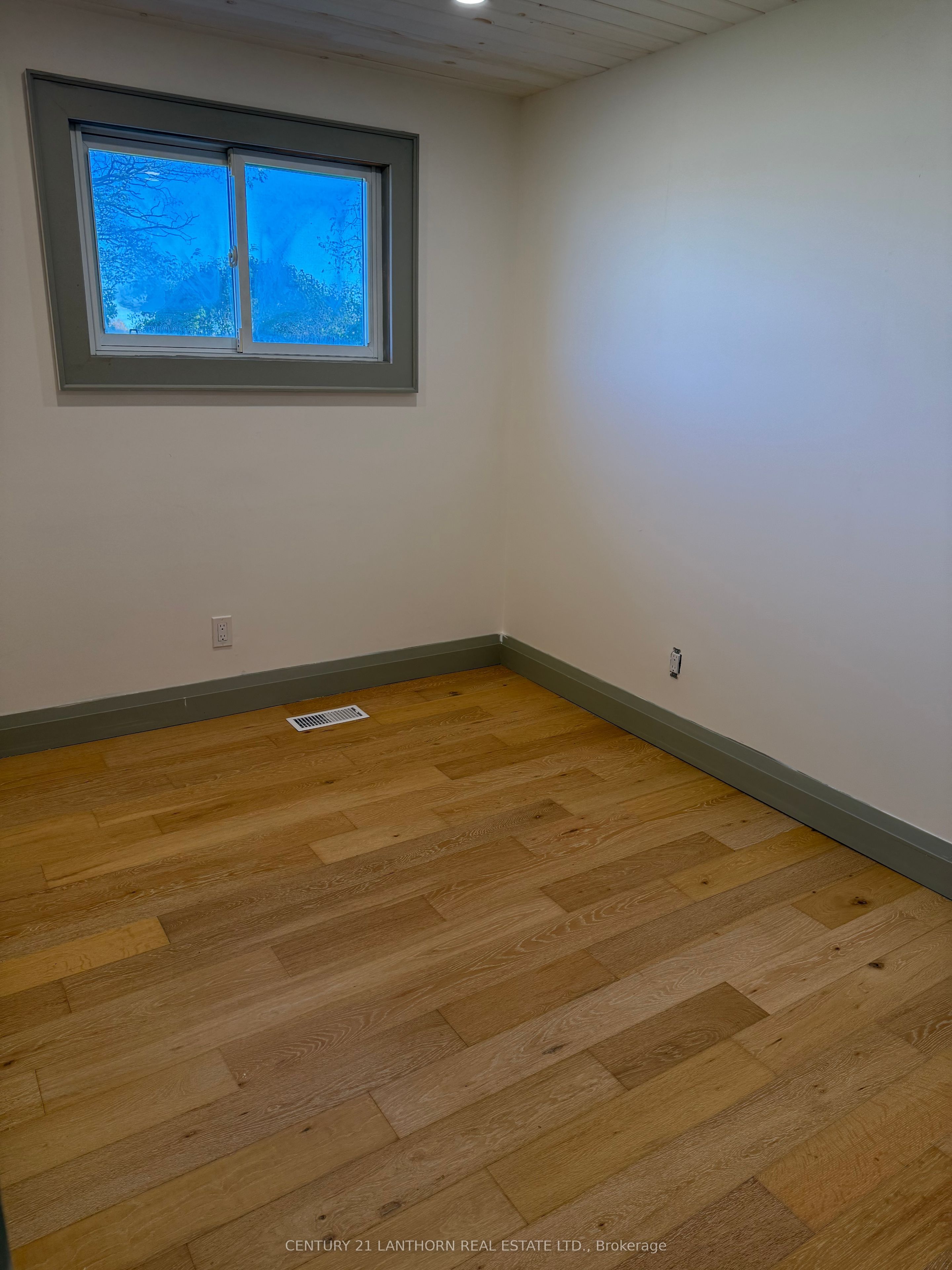 210 Melville Road Property Photo 22