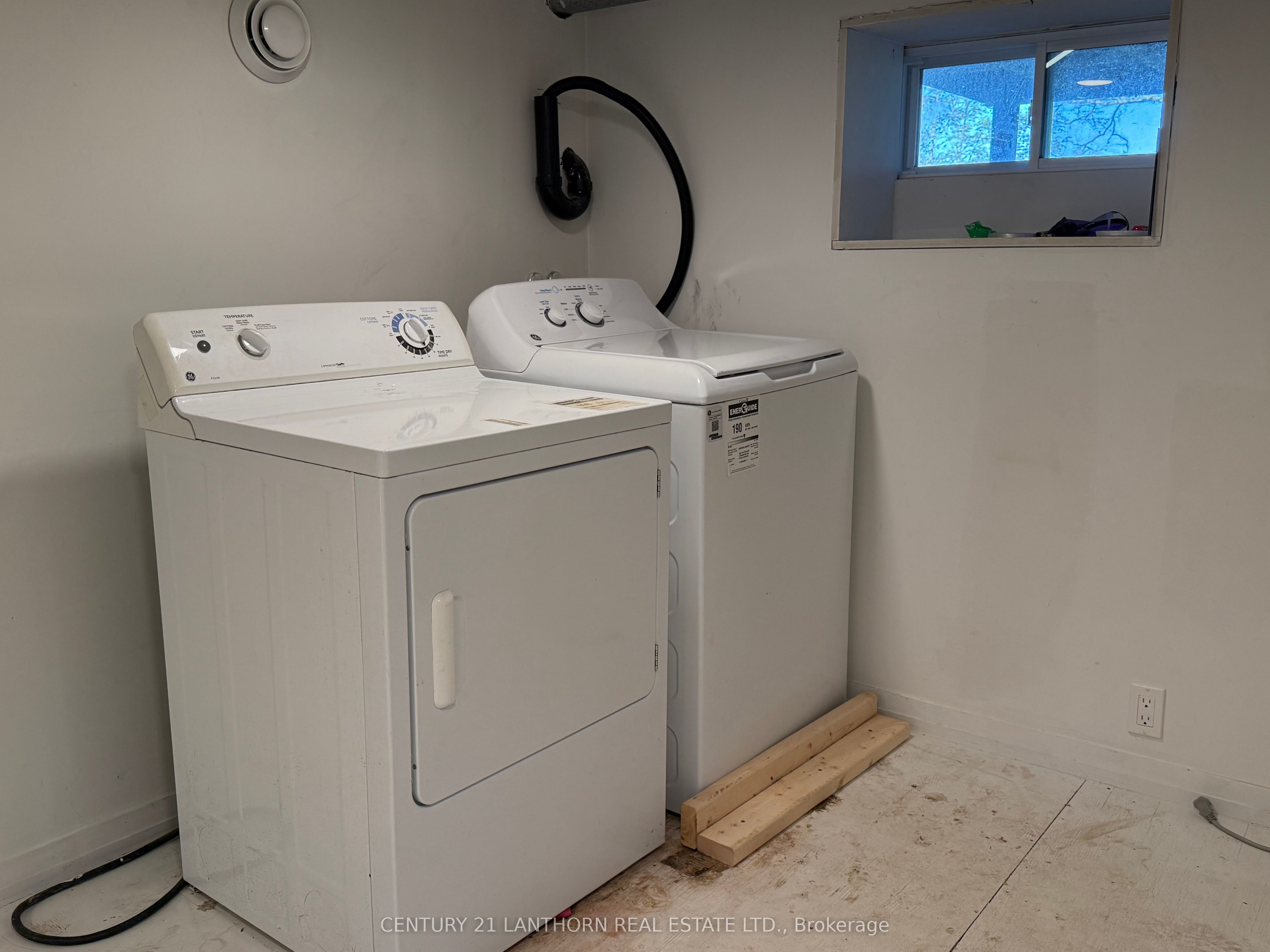 210 Melville Road Property Photo 23