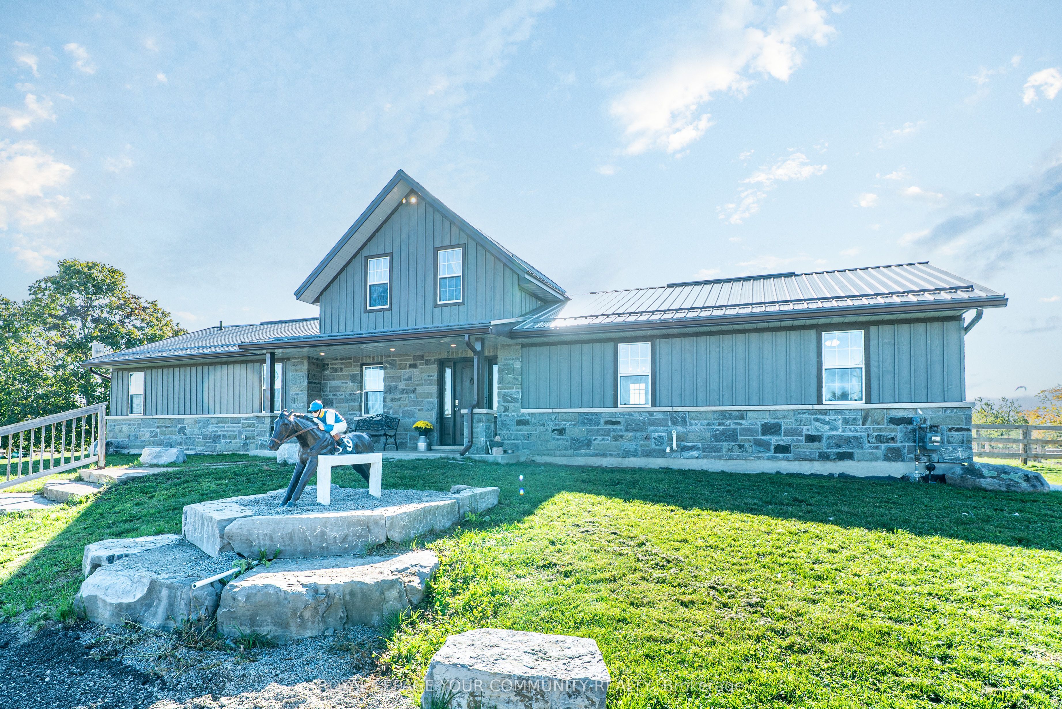 3752 Hwy 35 Highway Property Photo 3