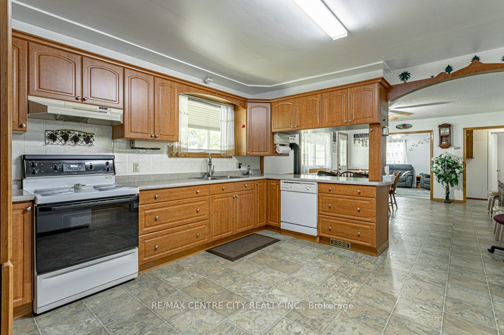 7248 S Hacienda Road S Property Photo 6