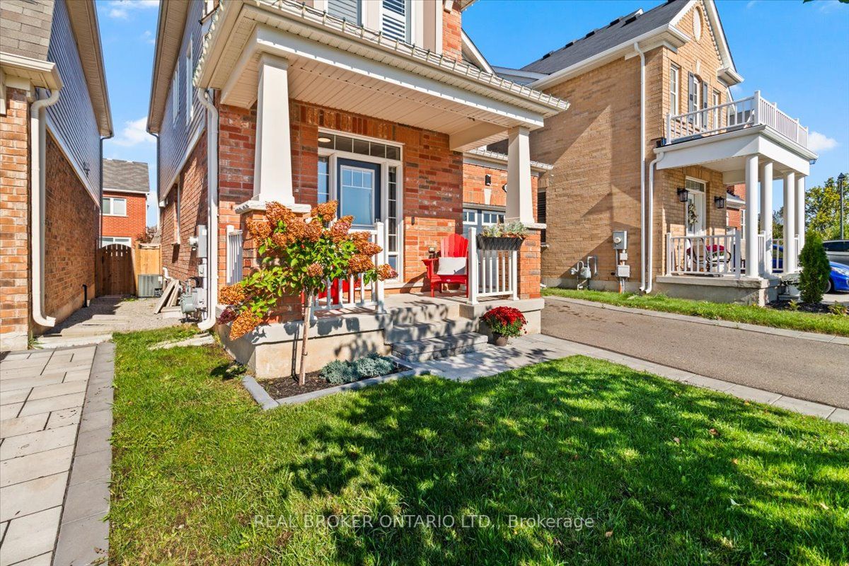 100 Celano Drive Property Photo 3