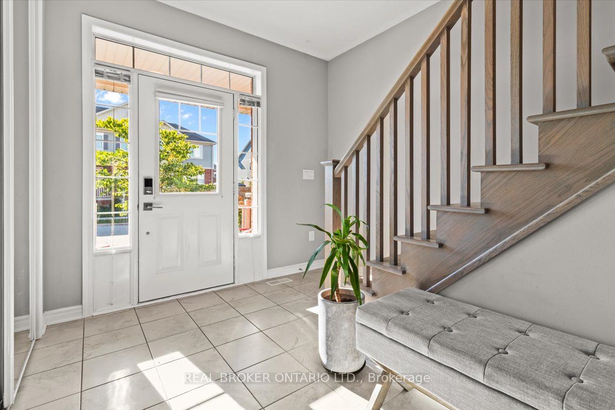 100 Celano Drive Property Photo 7