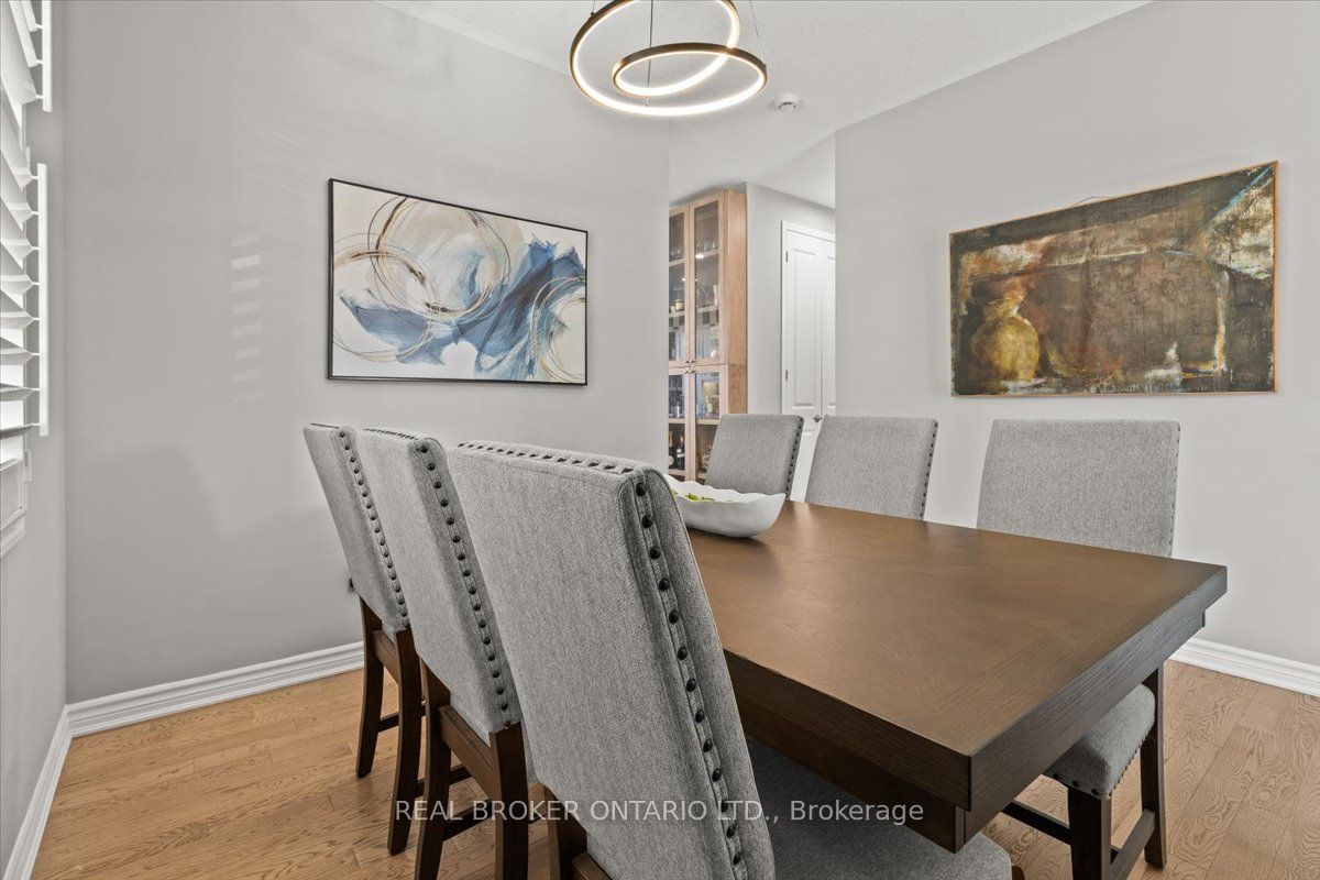 100 Celano Drive Property Photo 9