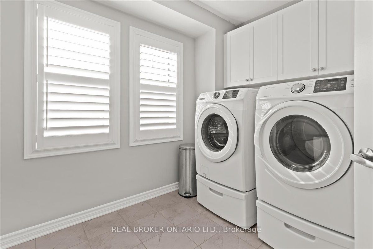 100 Celano Drive Property Photo 23