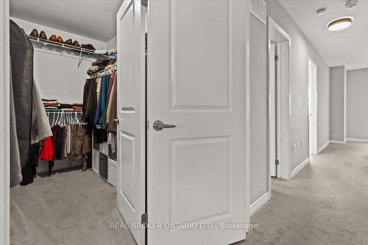 100 Celano Drive Property Photo 30