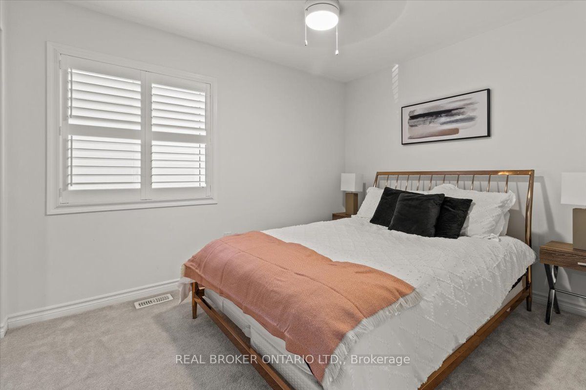 100 Celano Drive Property Photo 33