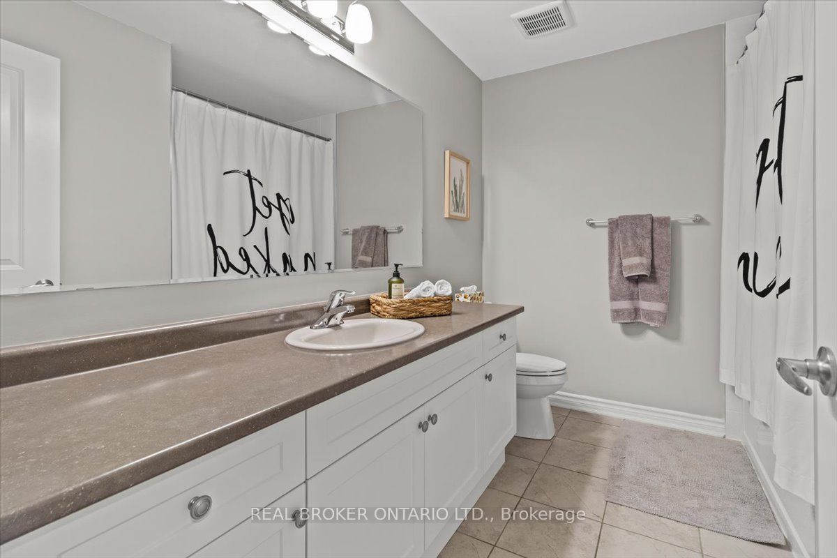 100 Celano Drive Property Photo 35