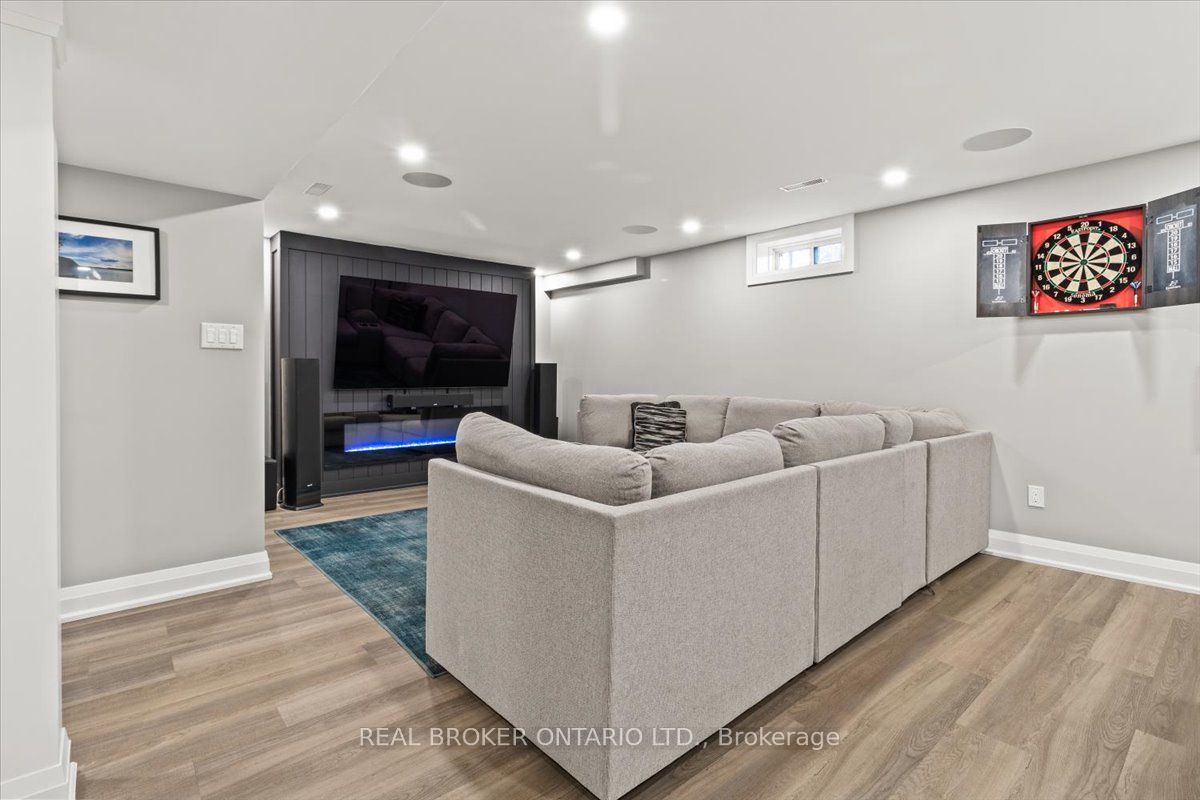 100 Celano Drive Property Photo 43