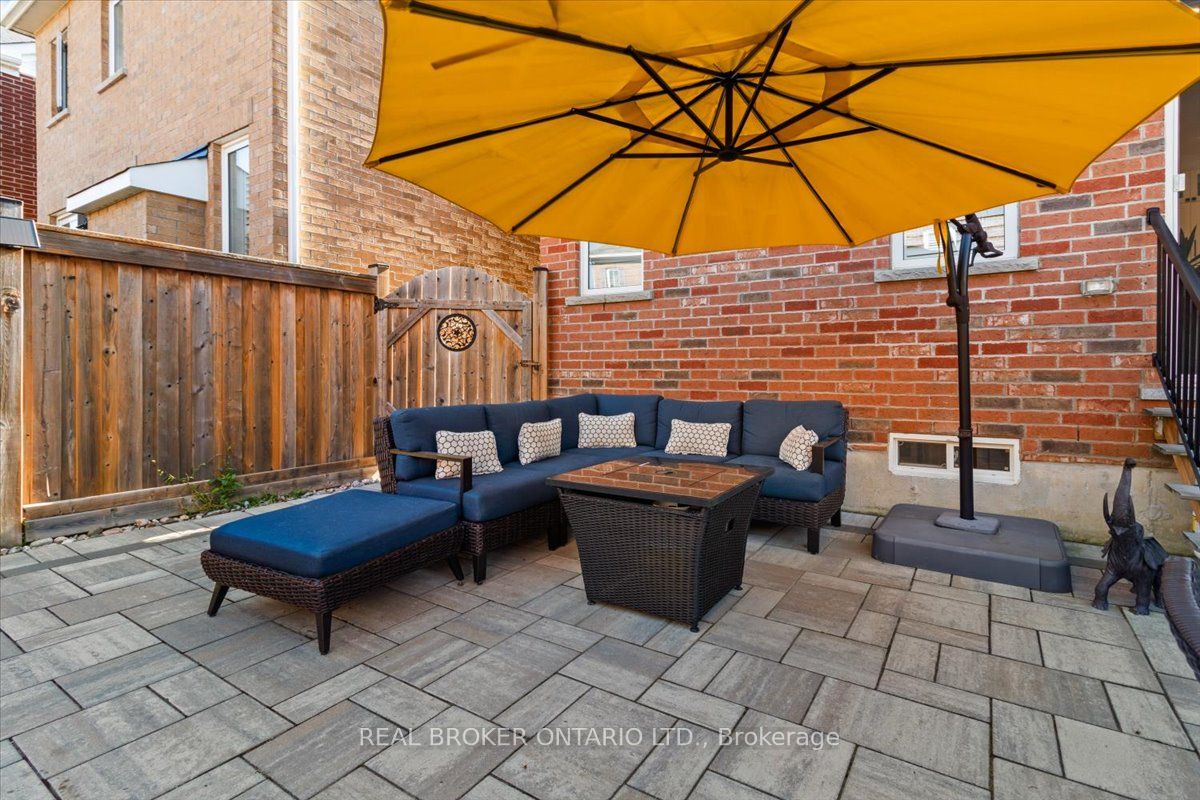 100 Celano Drive Property Photo 48