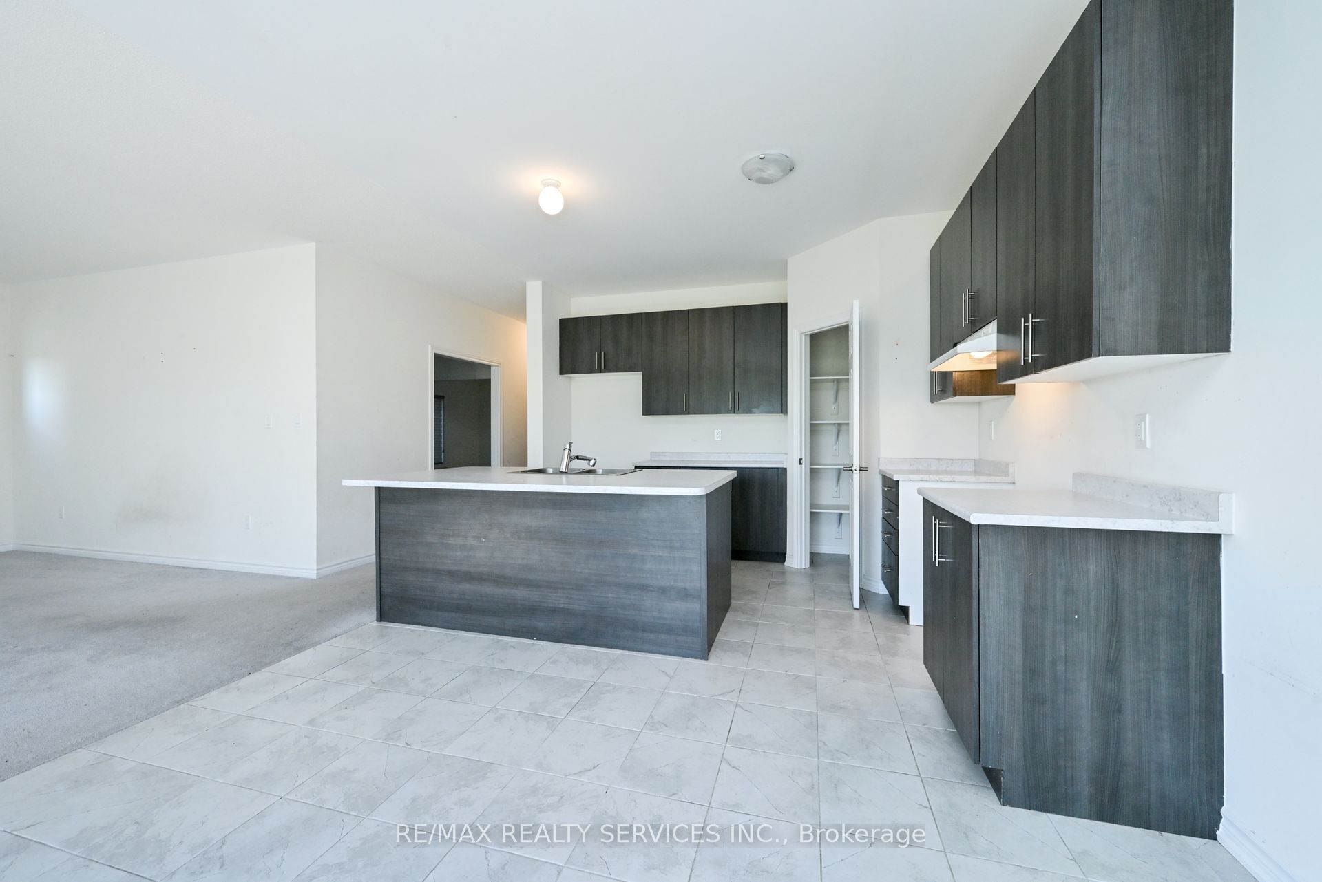 620 Mcmullen Street Property Photo 4