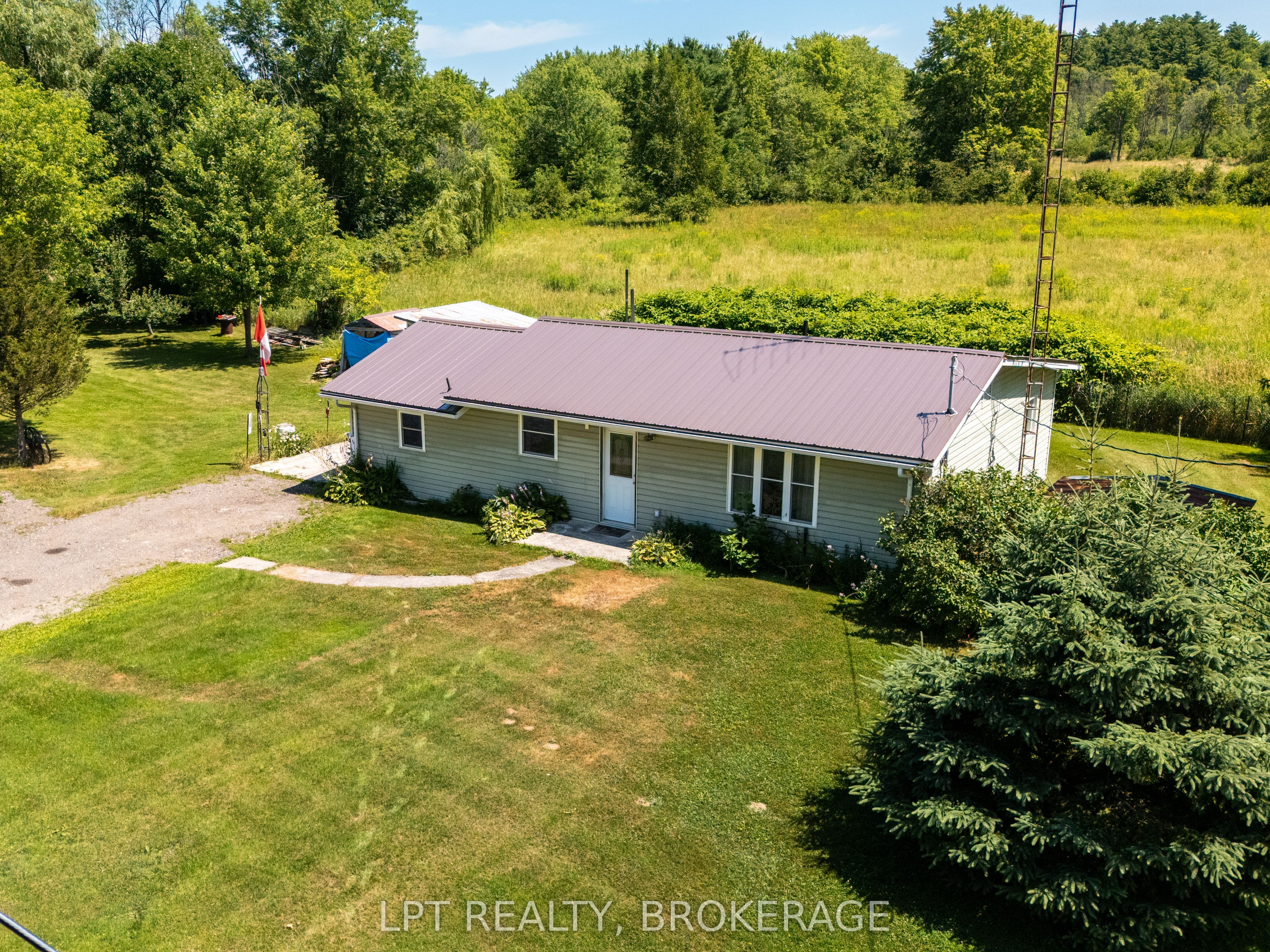 743 Highway 15 Property Photo 4