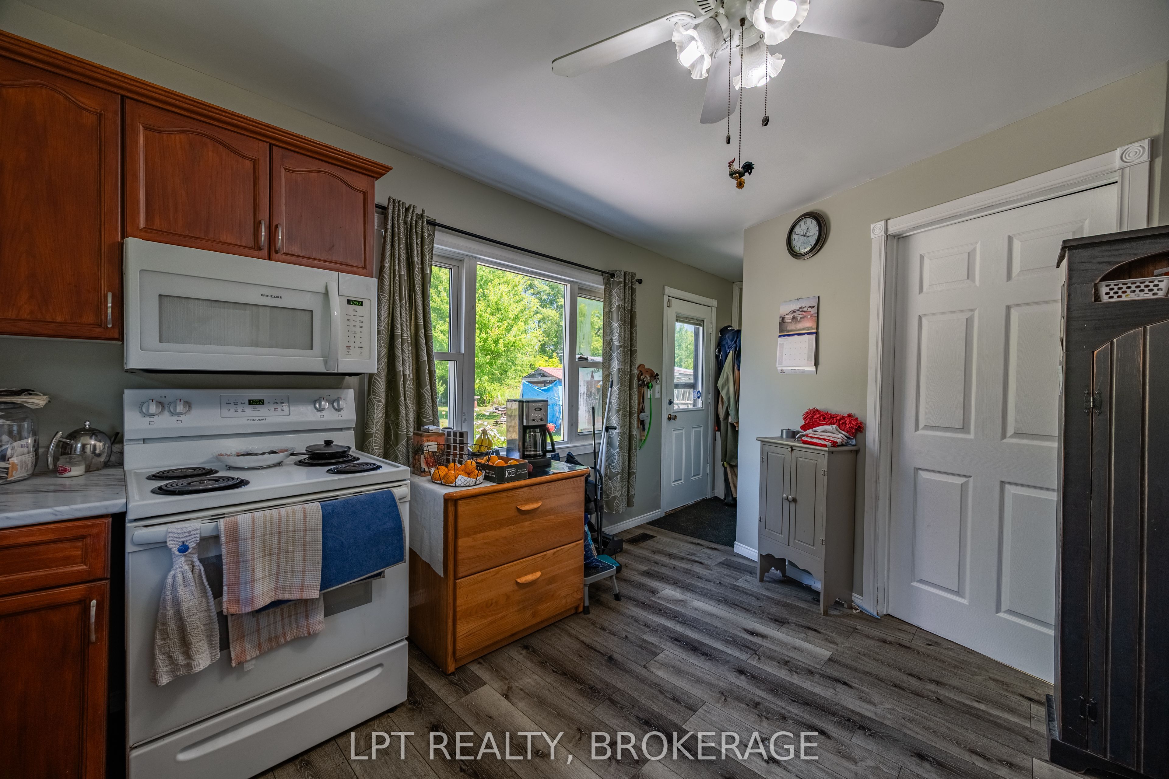 743 Highway 15 Property Photo 11