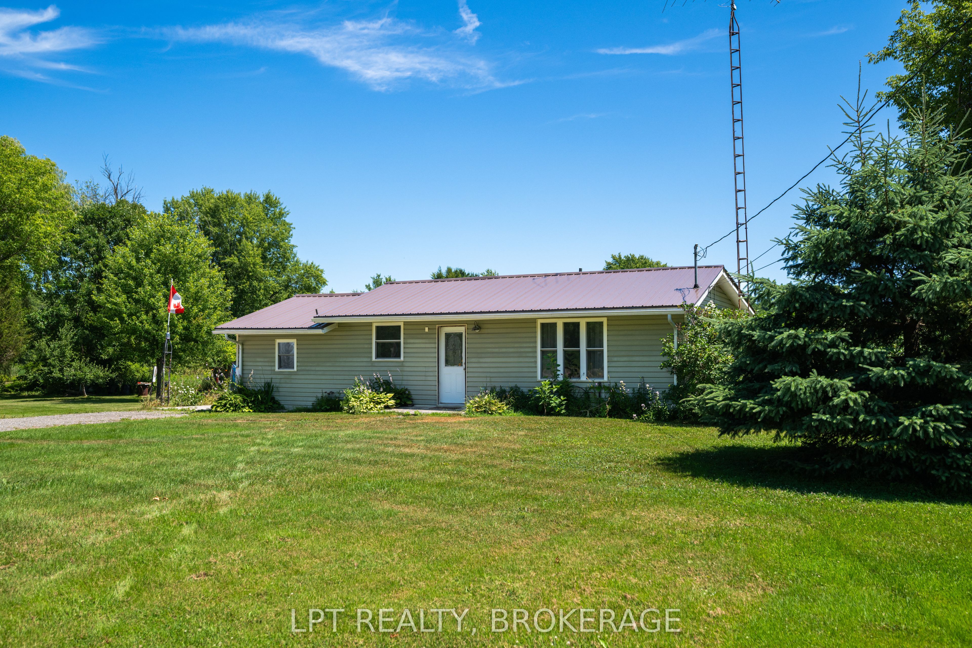 743 Highway 15 Property Photo 25