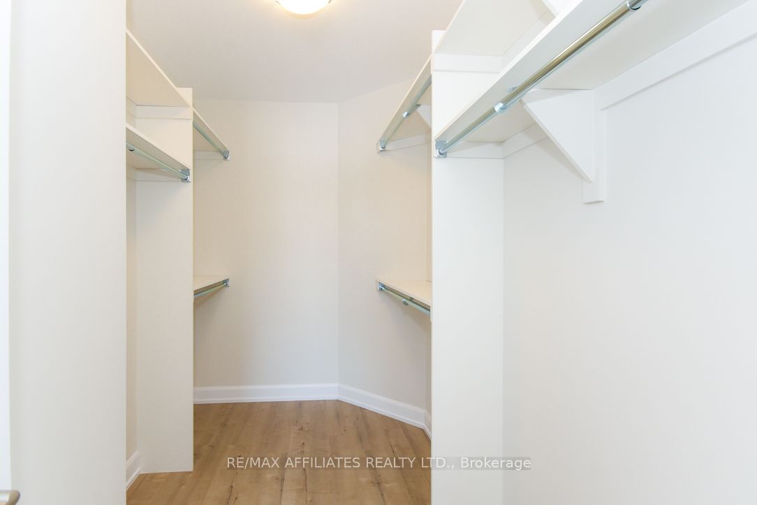 1055 Chablis Crescent Property Photo 26