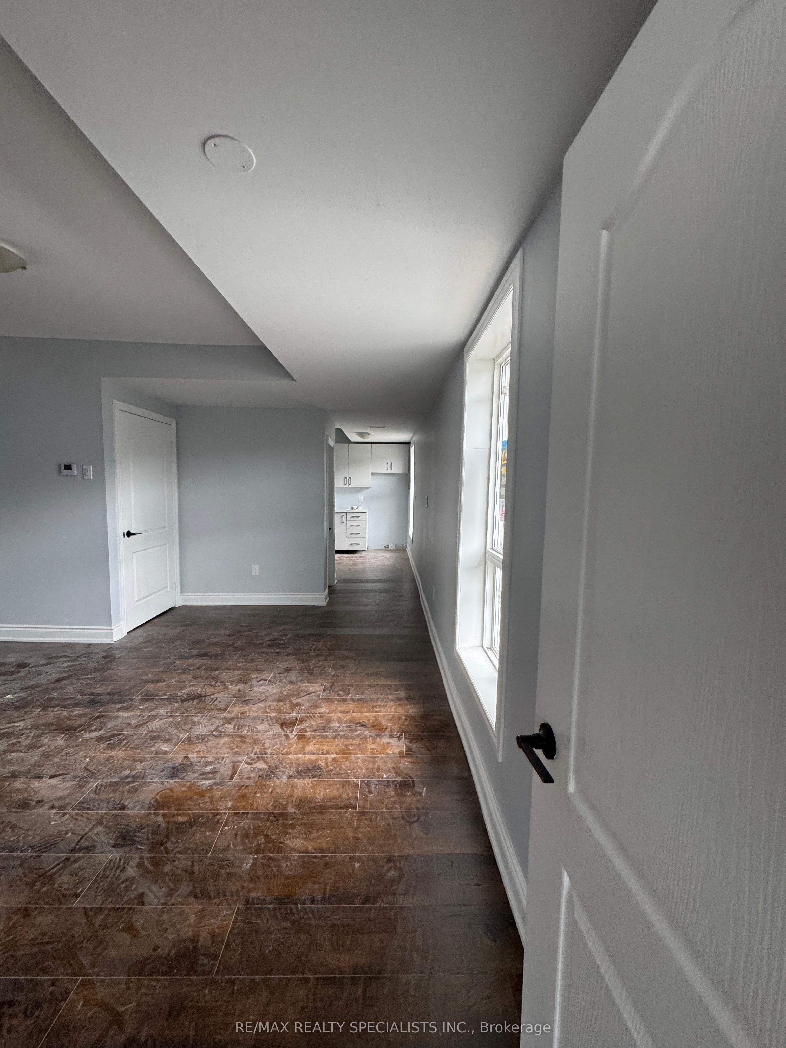 25 Park Hill Road W Property Photo 9