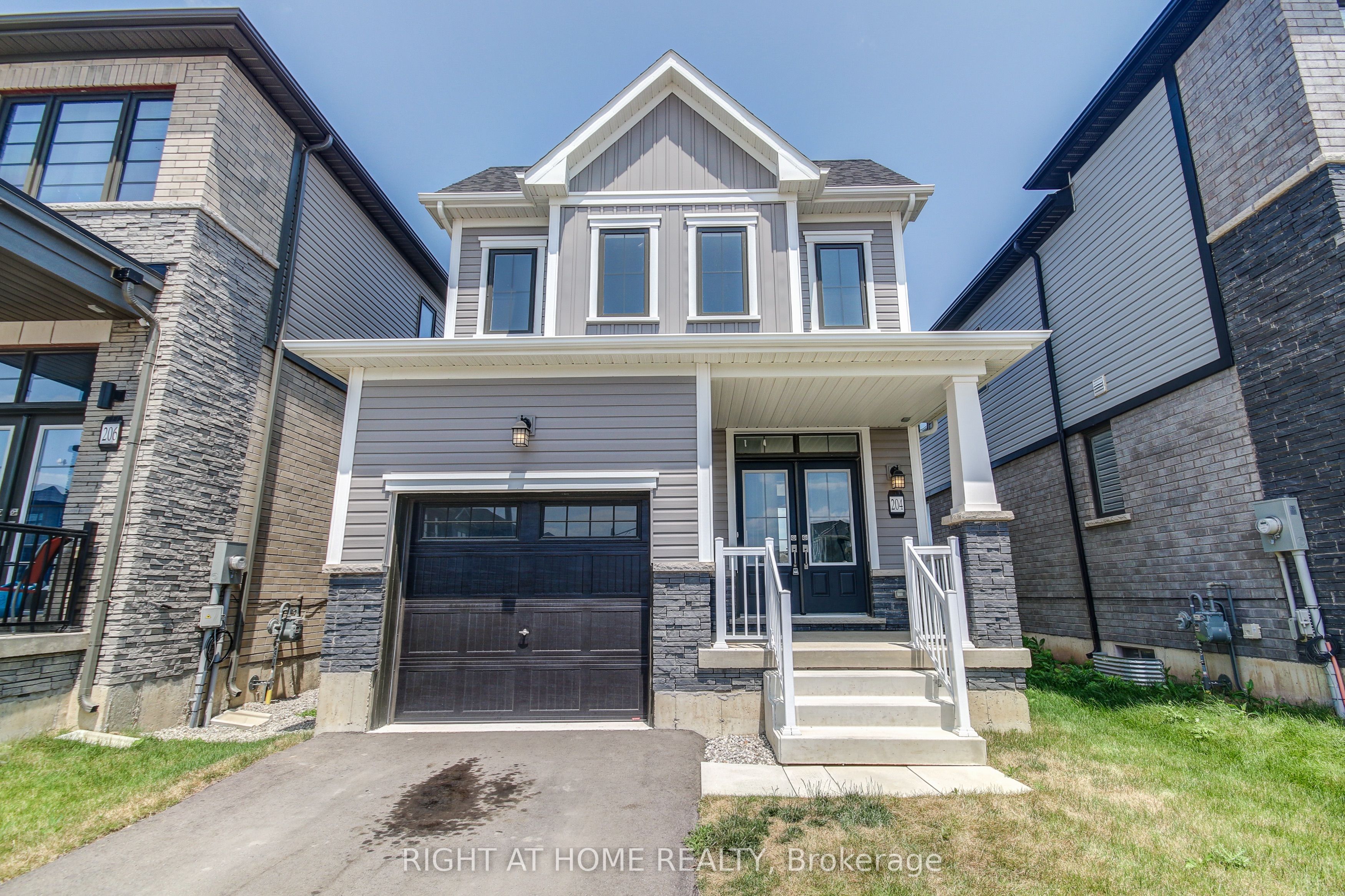 204 Wilmot Road Property Photo 1