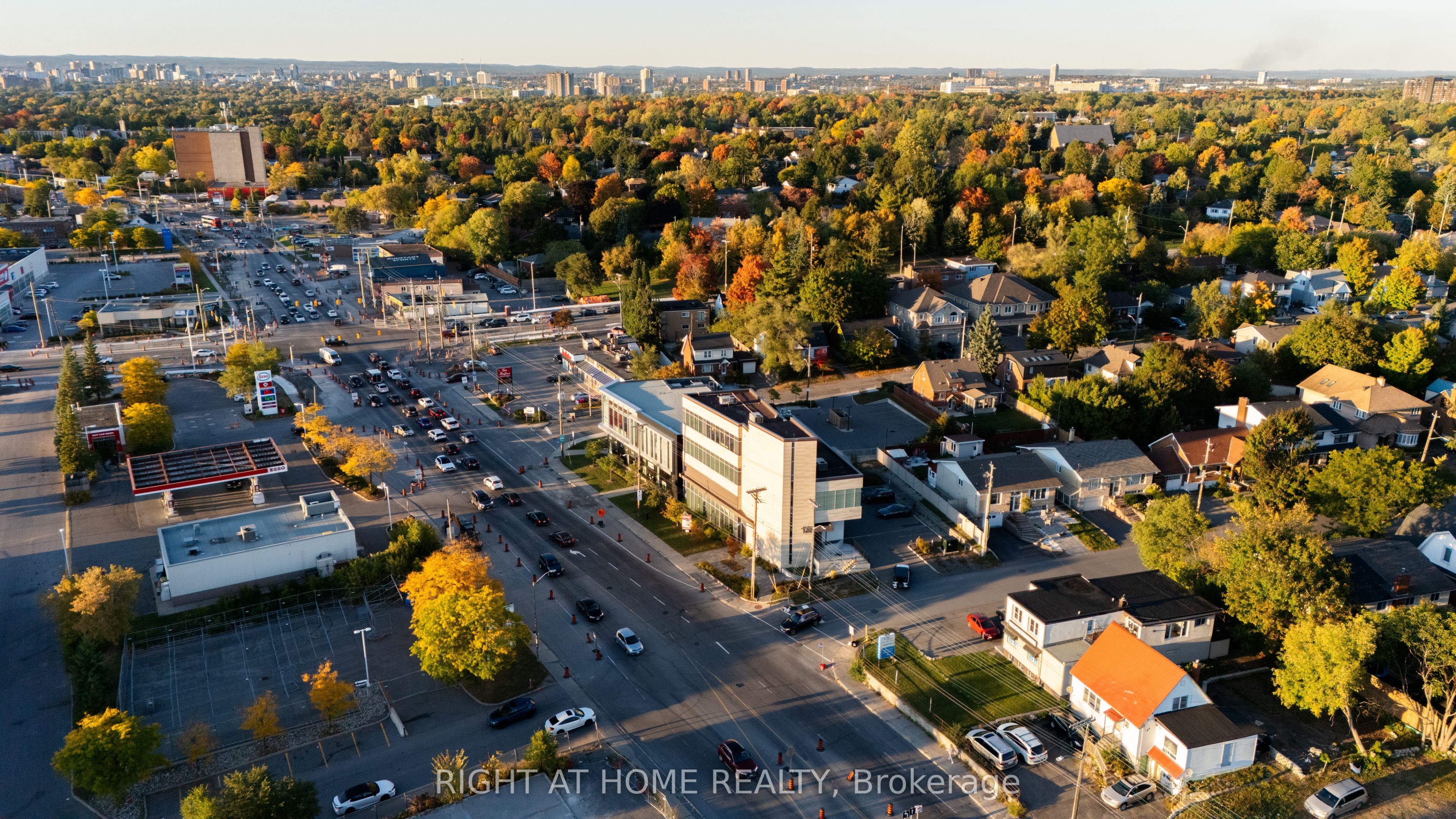 1637 Bank Street 101 Property Photo 4