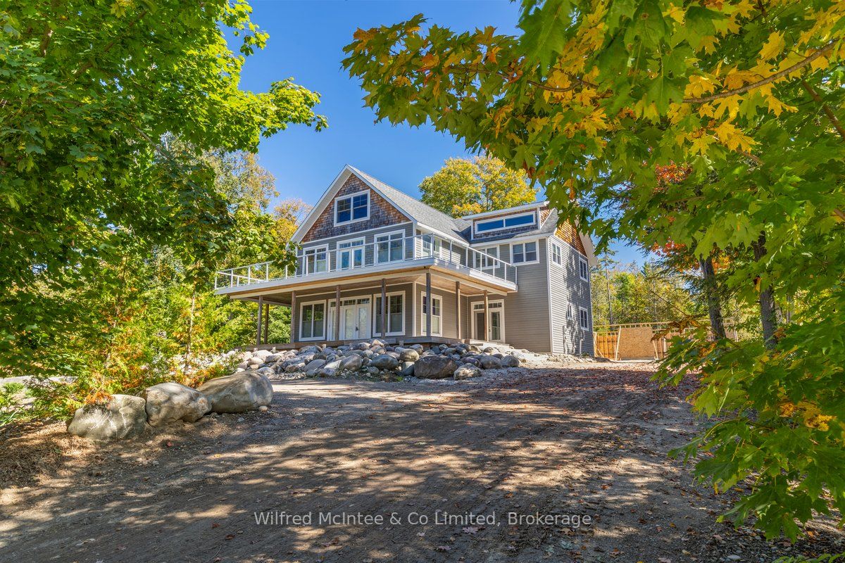 545 Eckford Avenue Property Photo 6