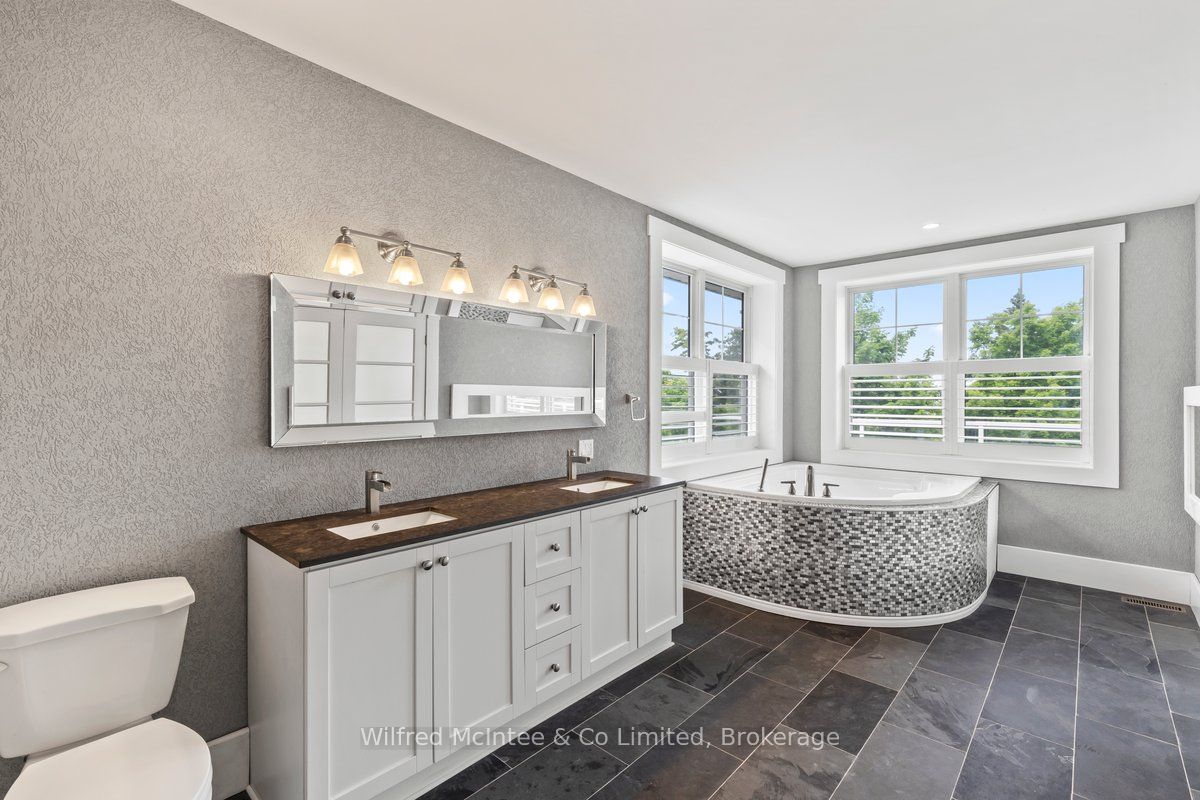 545 Eckford Avenue Property Photo 14