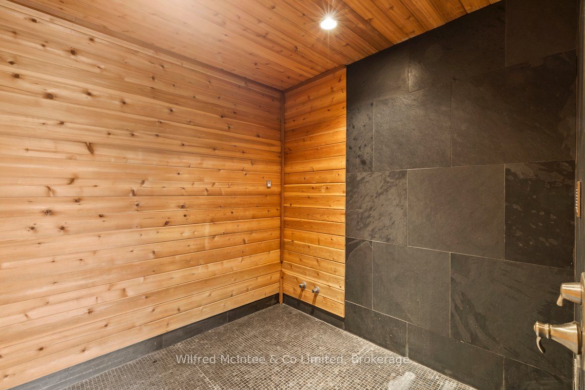 545 Eckford Avenue Property Photo 16