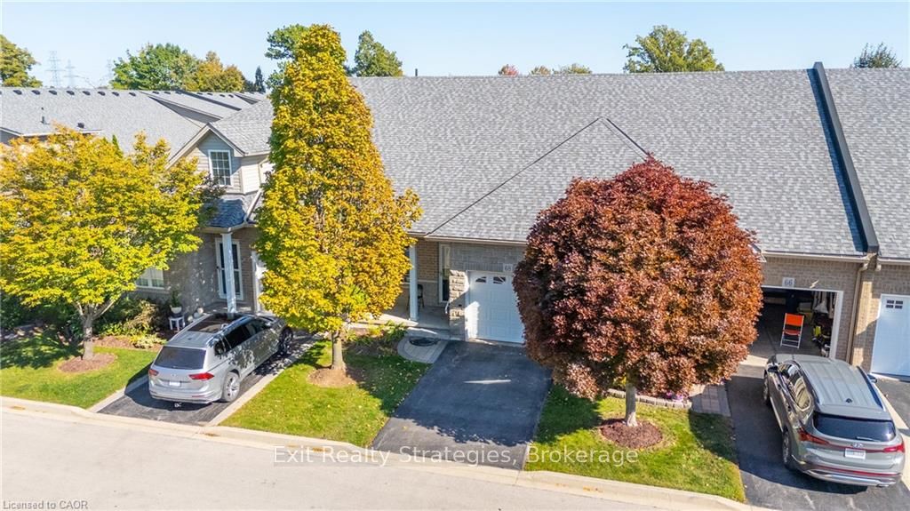 68 Hallmark Trail E 39 Property Photo 29