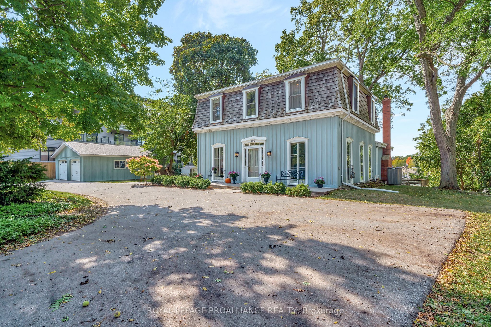 103 Bridge Street Property Photo 2