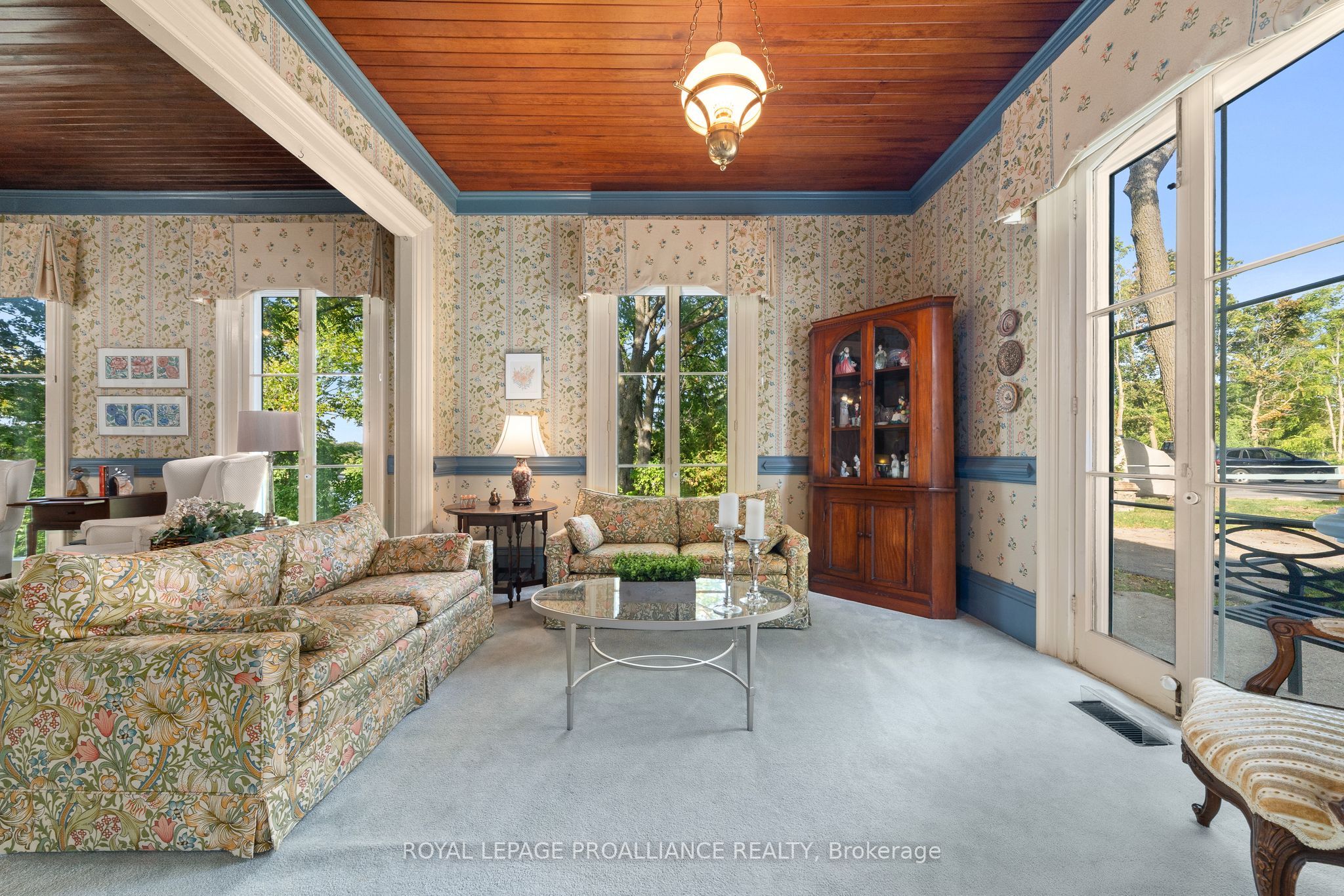 103 Bridge Street Property Photo 8