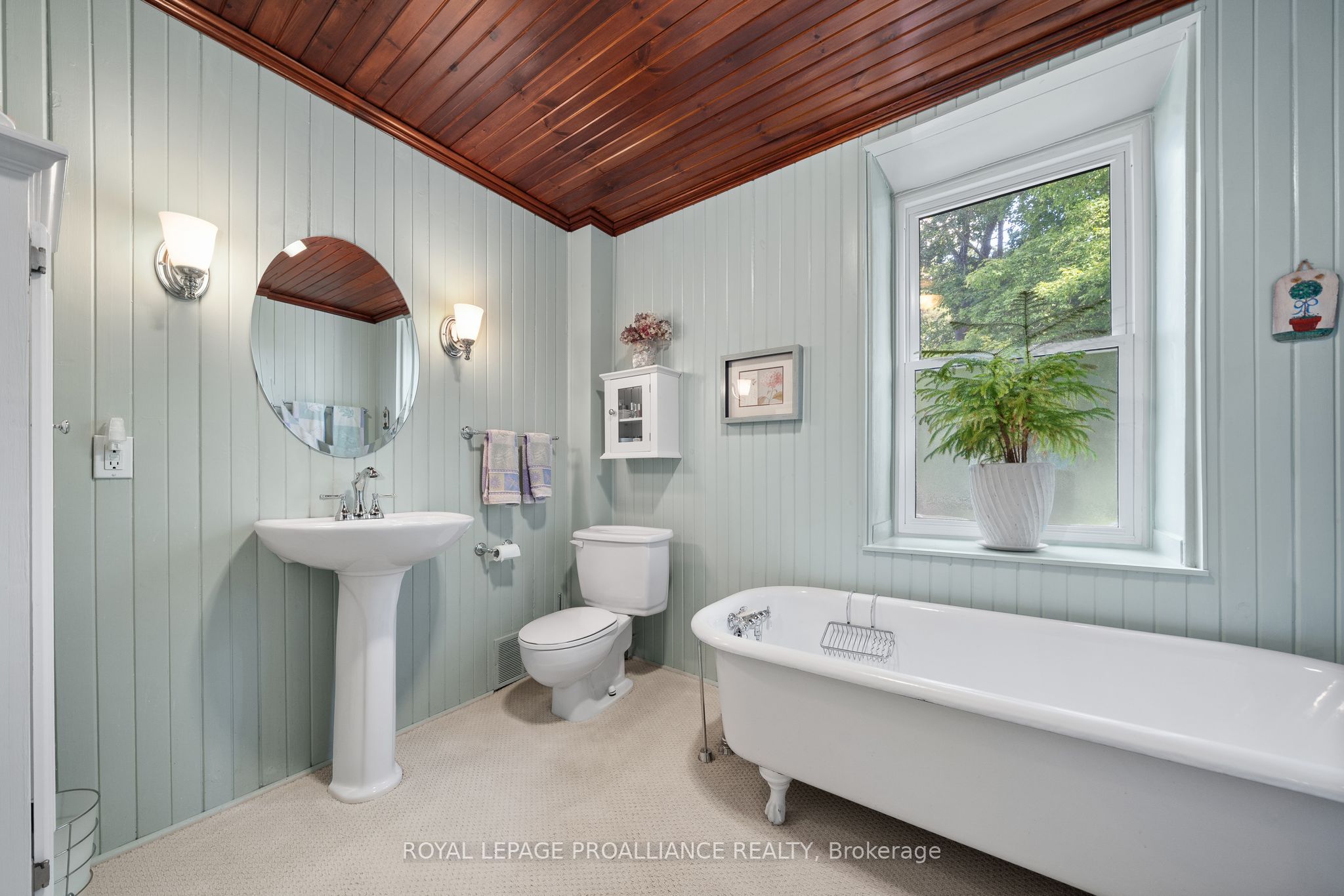 103 Bridge Street Property Photo 22