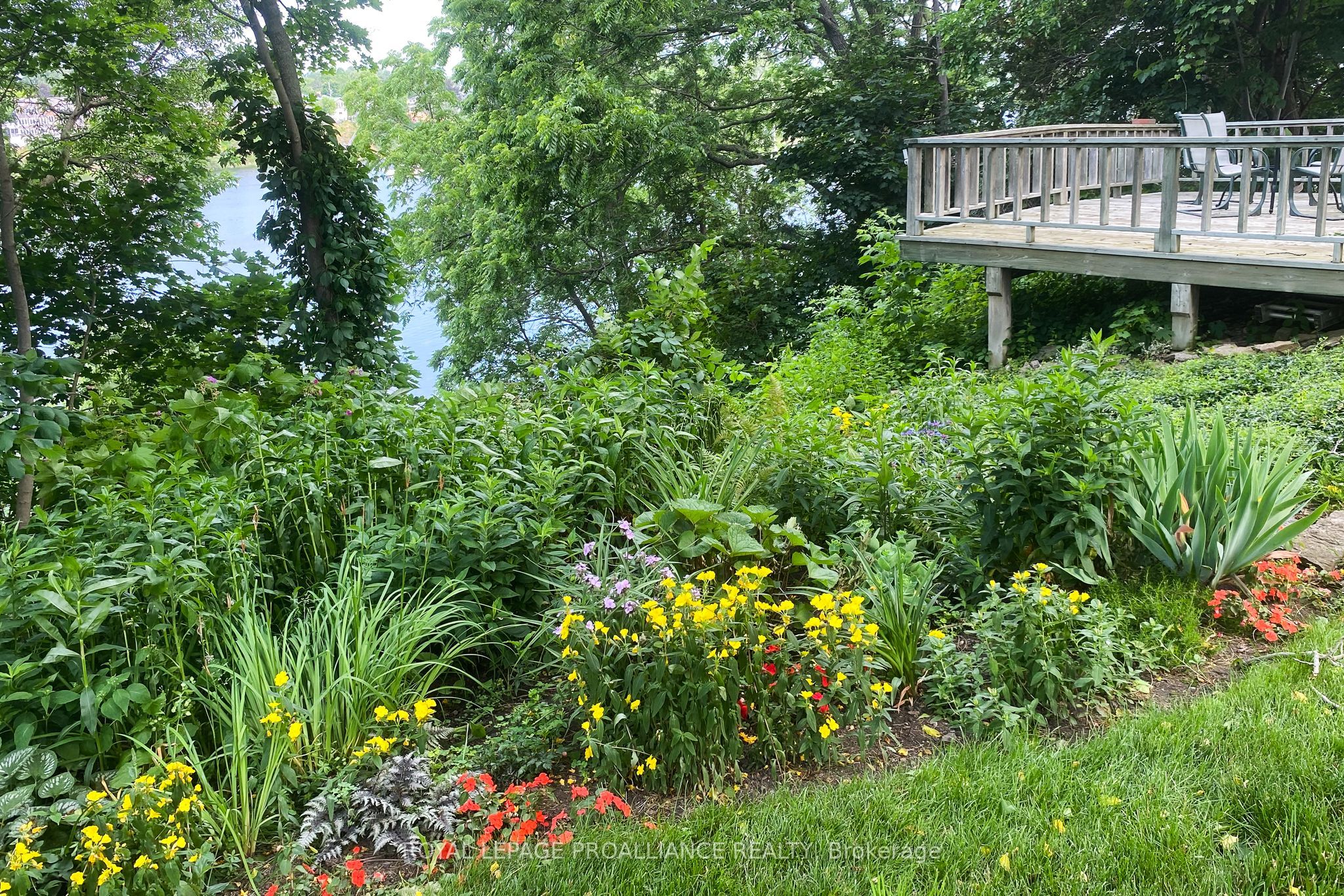 103 Bridge Street Property Photo 32
