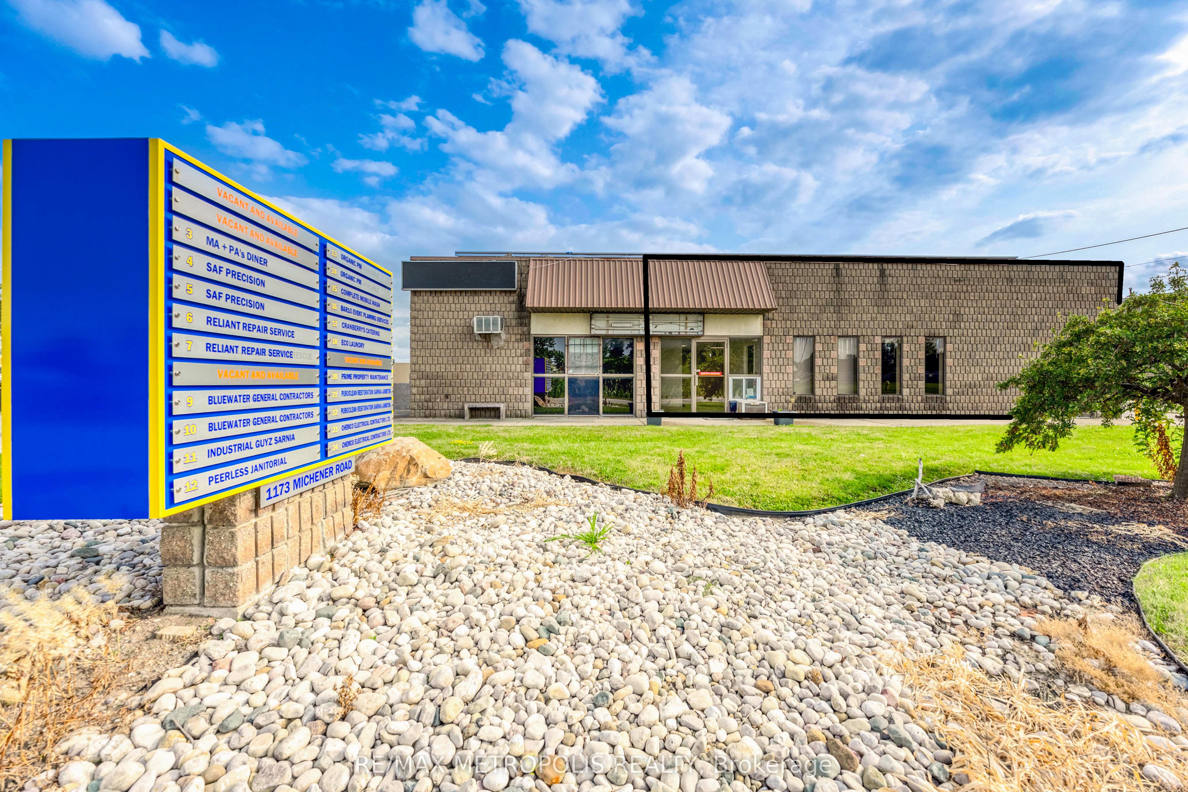 1173 Michener Road # 1 & 2 Property Photo 1
