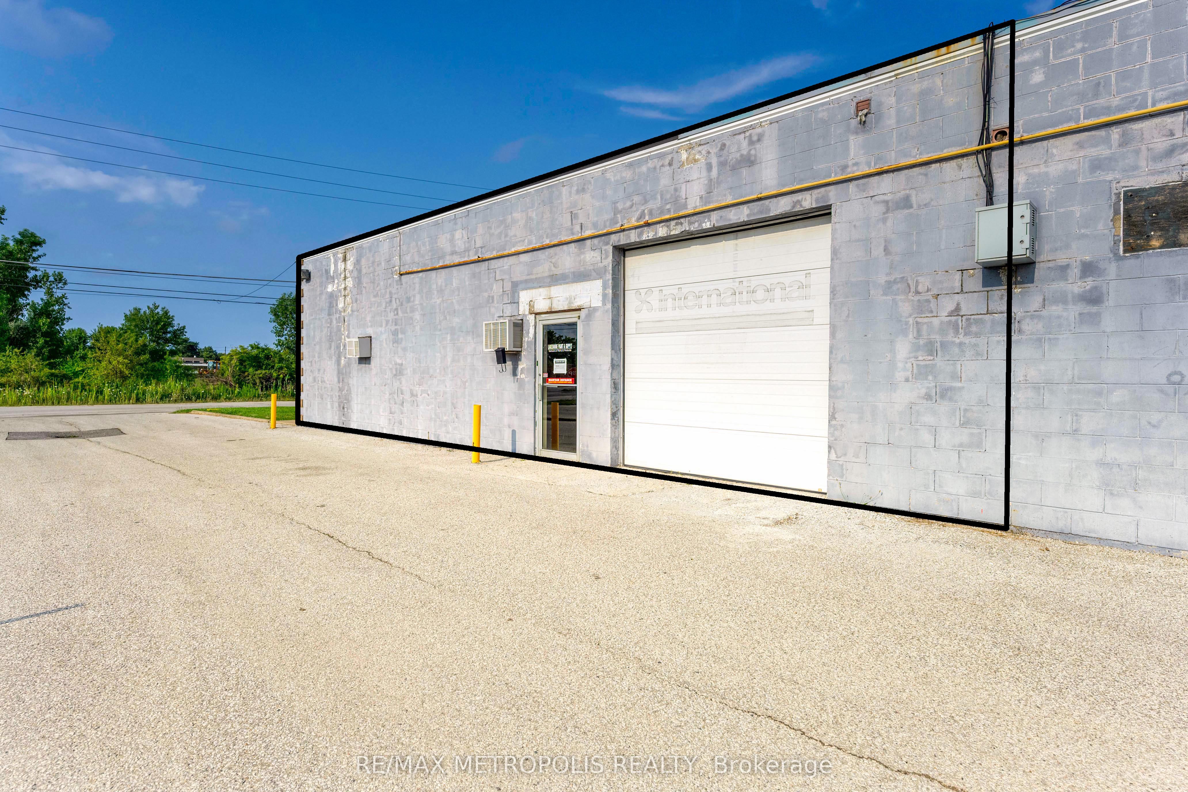 1173 Michener Road # 1 & 2 Property Photo 26