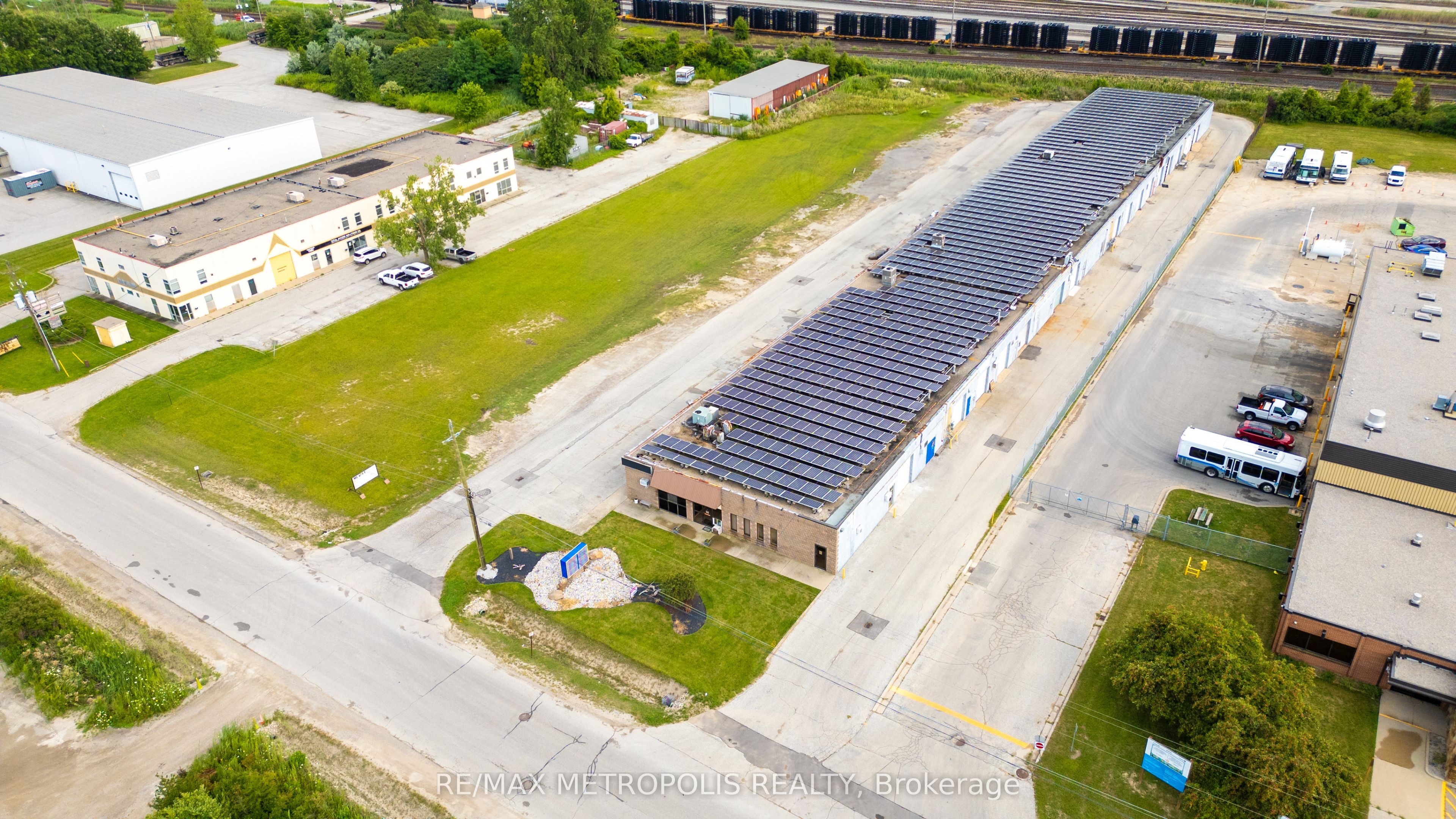 1173 Michener Road # 1 & 2 Property Photo 32