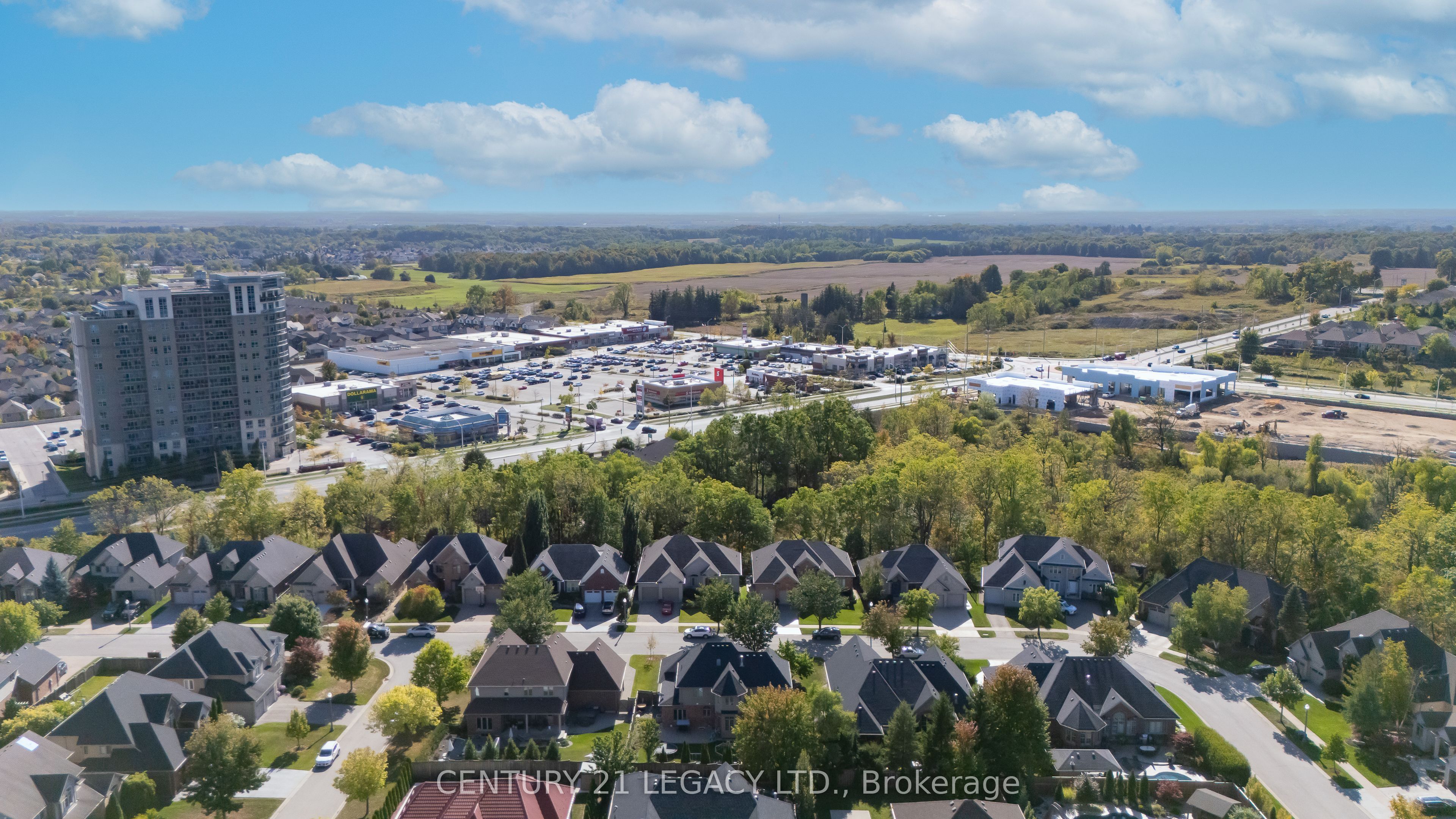 1485 Thornley Street Property Photo 3