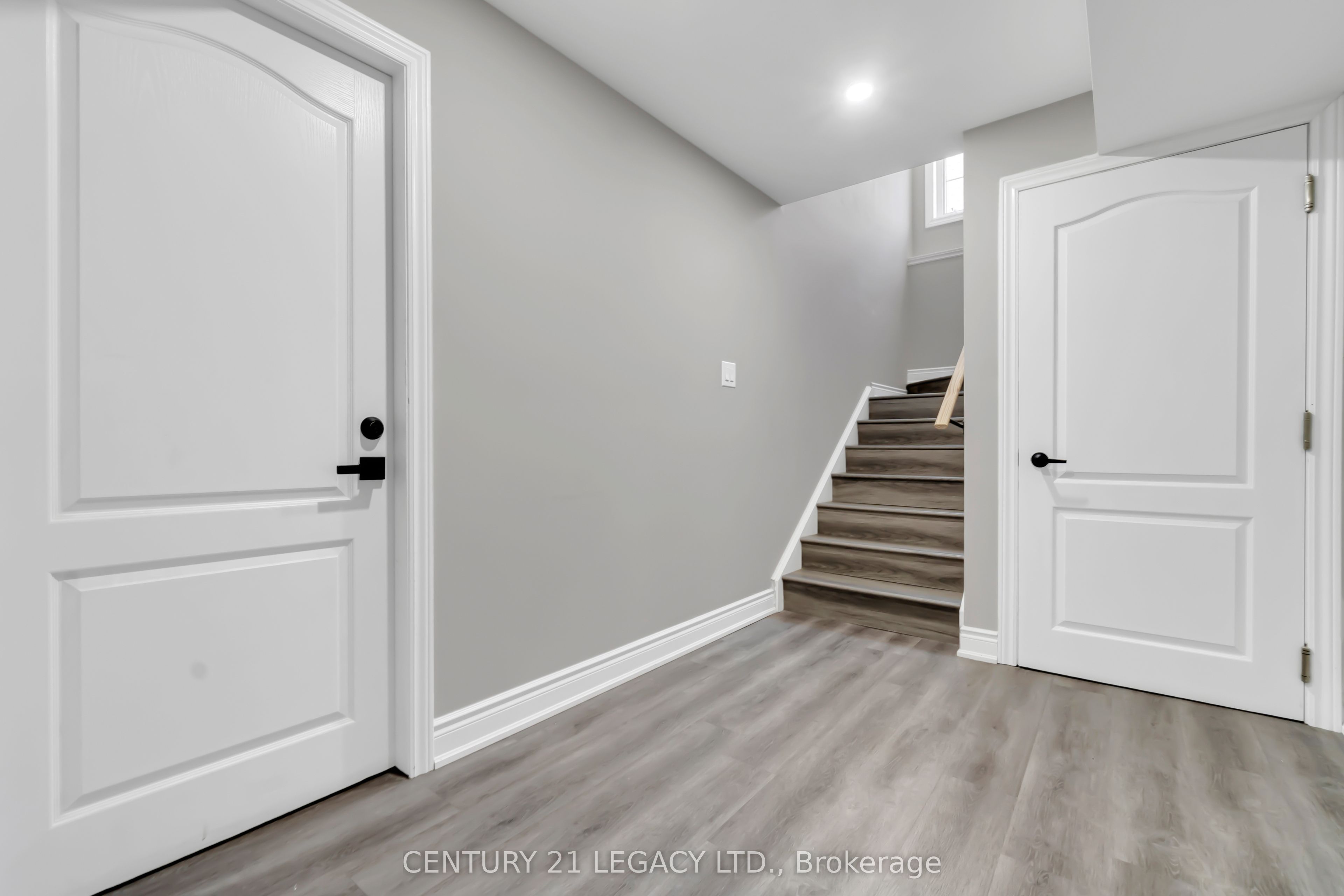 1485 Thornley Street Property Photo 30