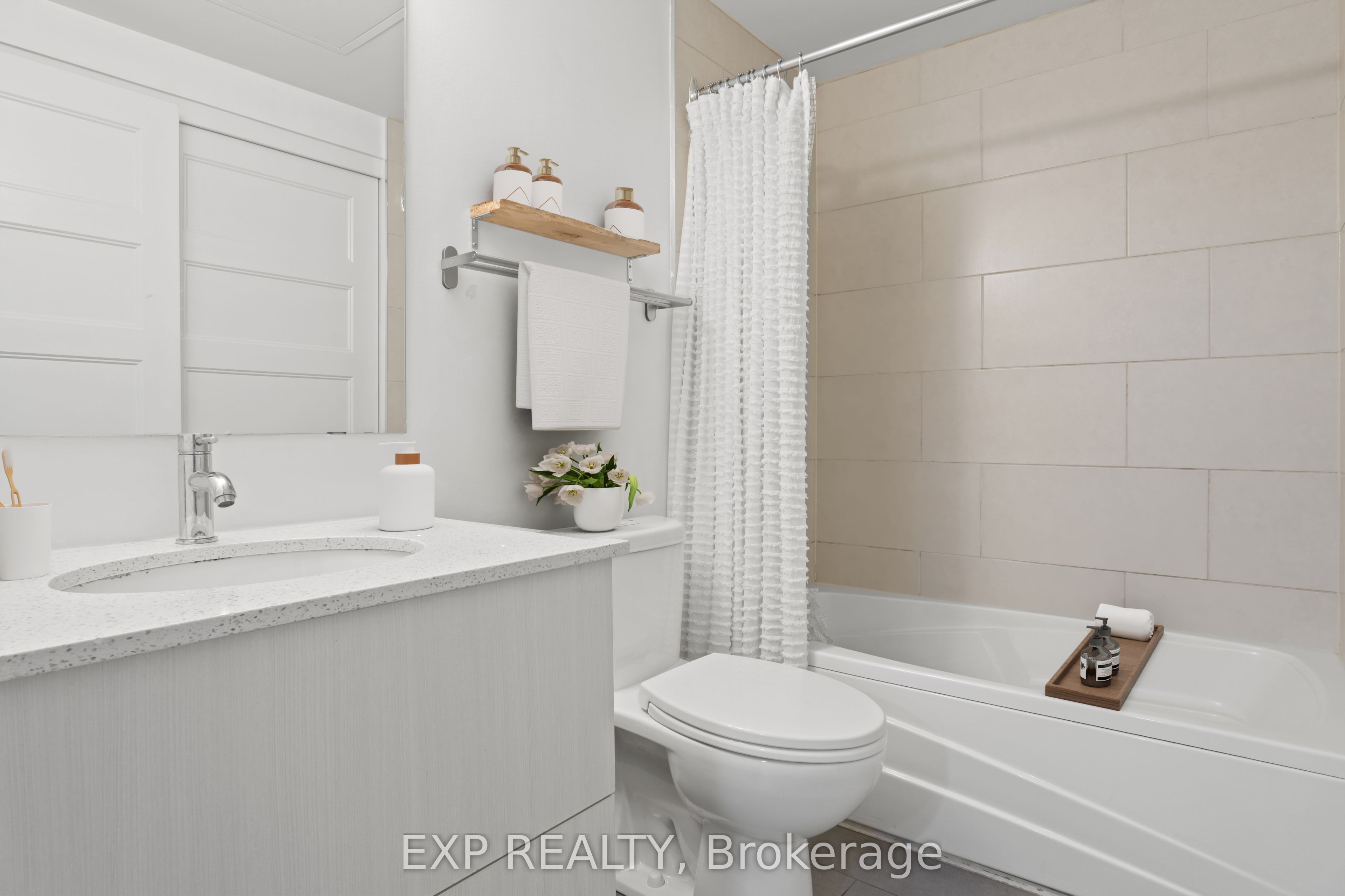 2785 Baseline Road 108 Property Photo 11