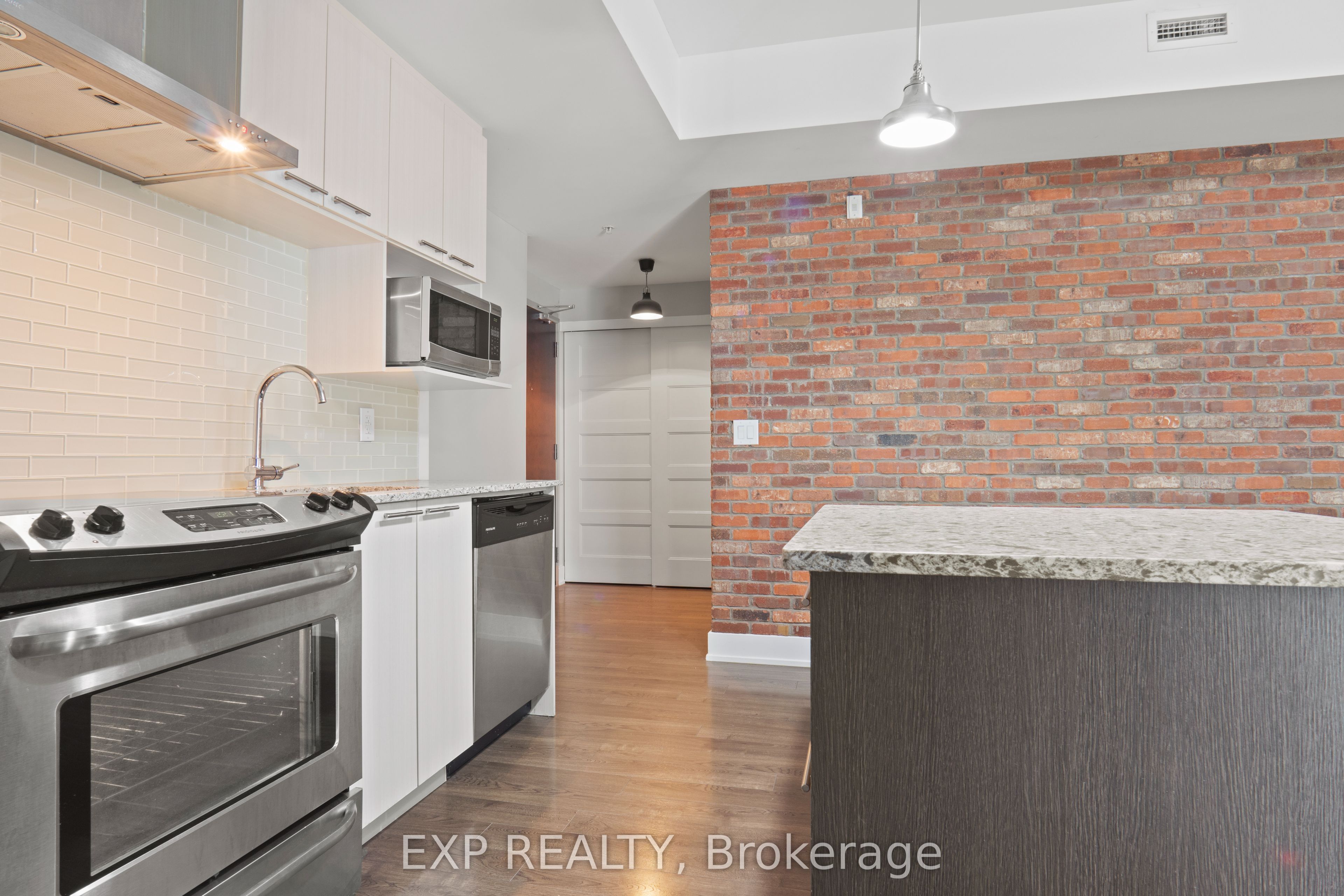 2785 Baseline Road 108 Property Photo 27