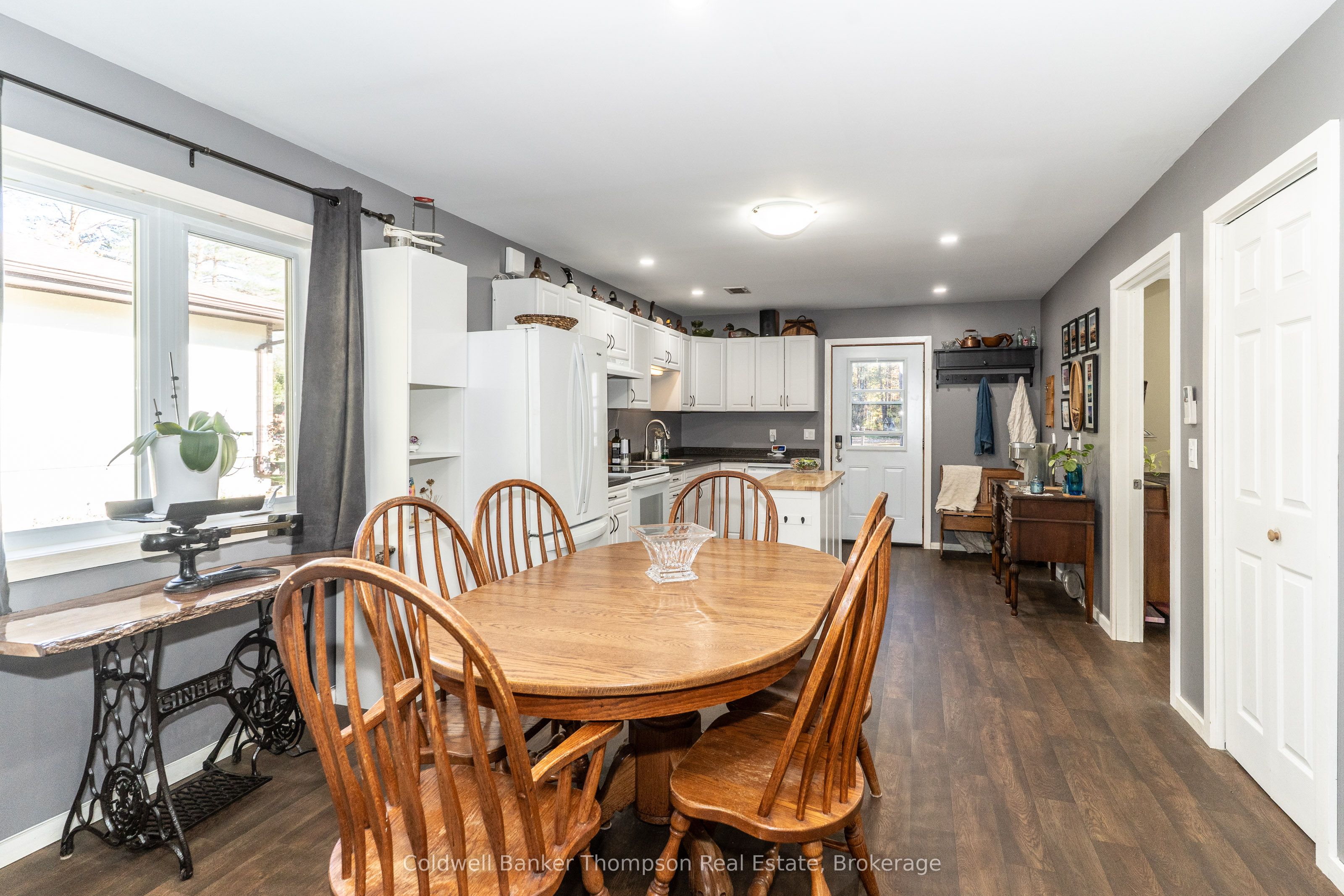 42 Murray Street Property Photo 6