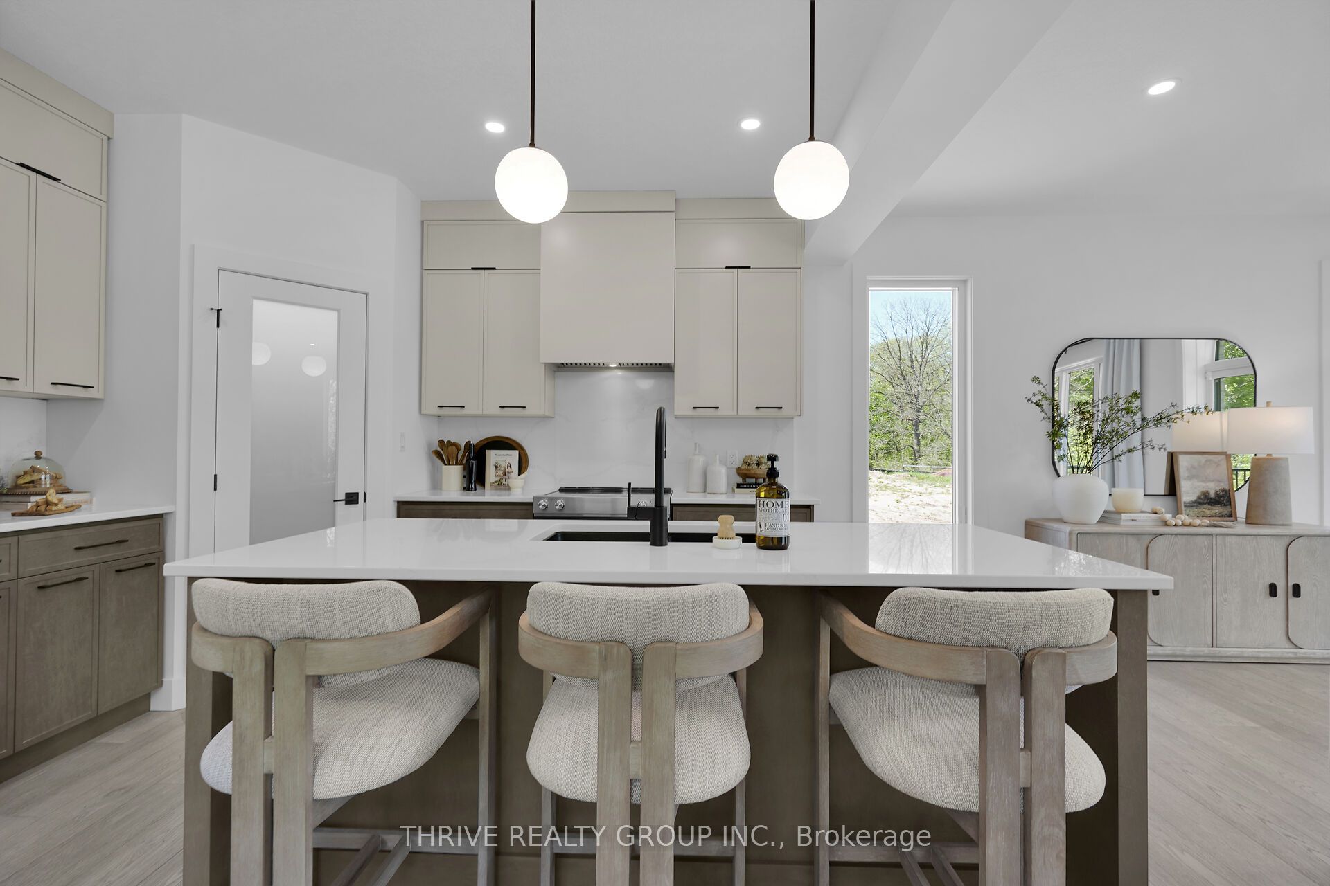 101 Meadowlily Road S 50 Property Photo 7