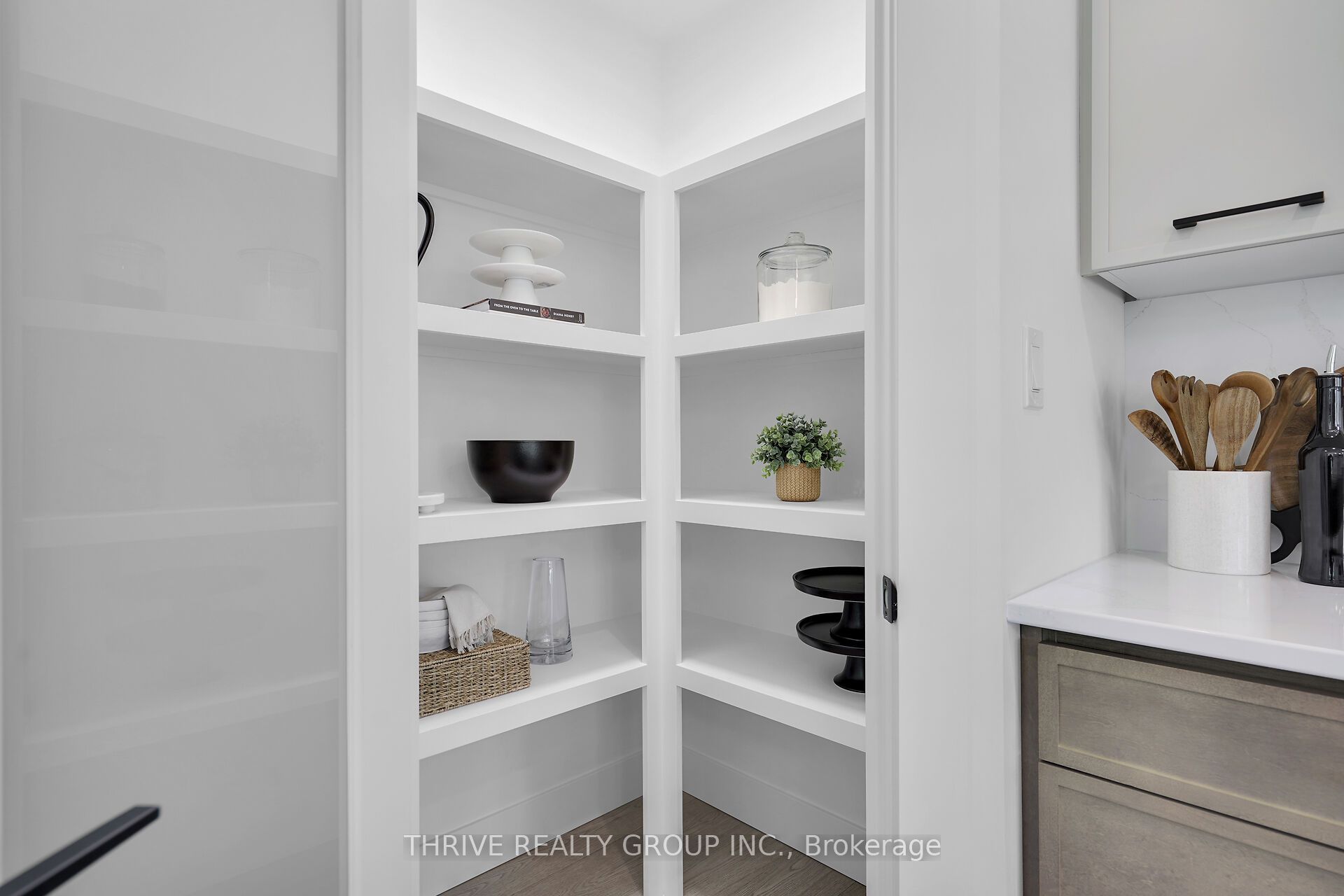 101 Meadowlily Road S 50 Property Photo 14