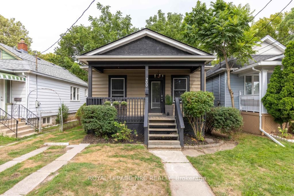 200 Geneva Street Property Photo 1