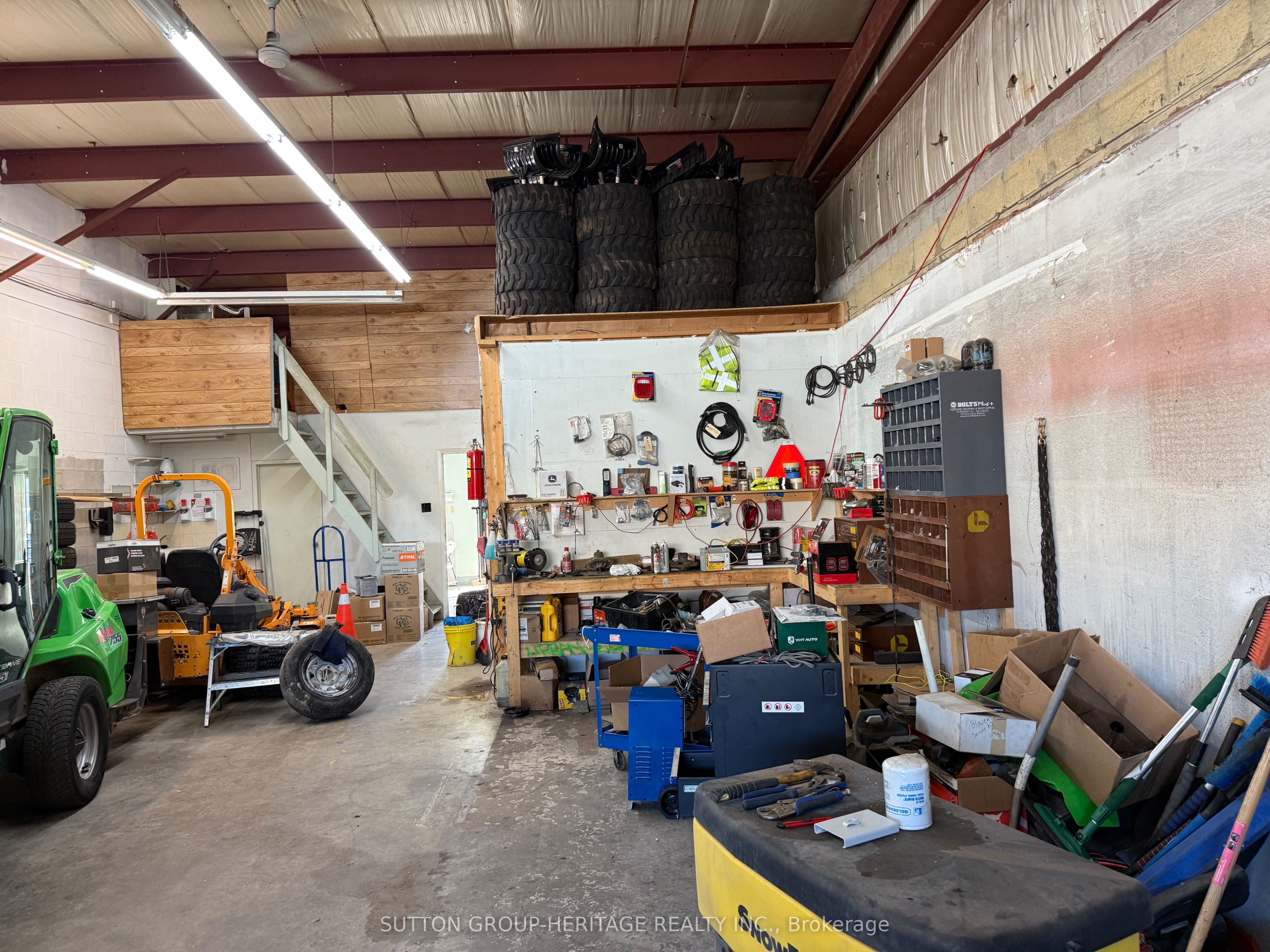 38 Bigwin Road 8 Property Photo 12