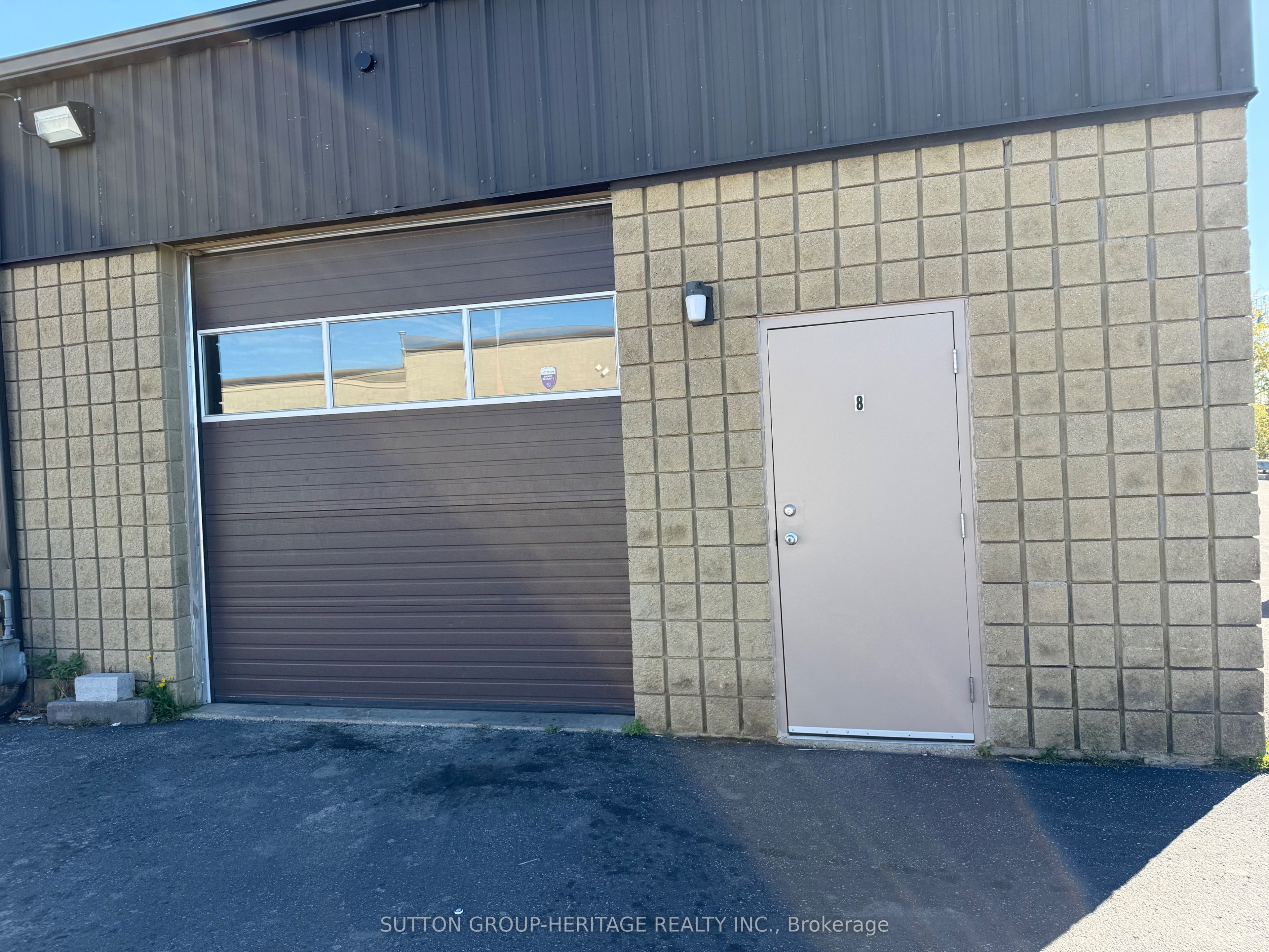 38 Bigwin Road 8 Property Photo 15