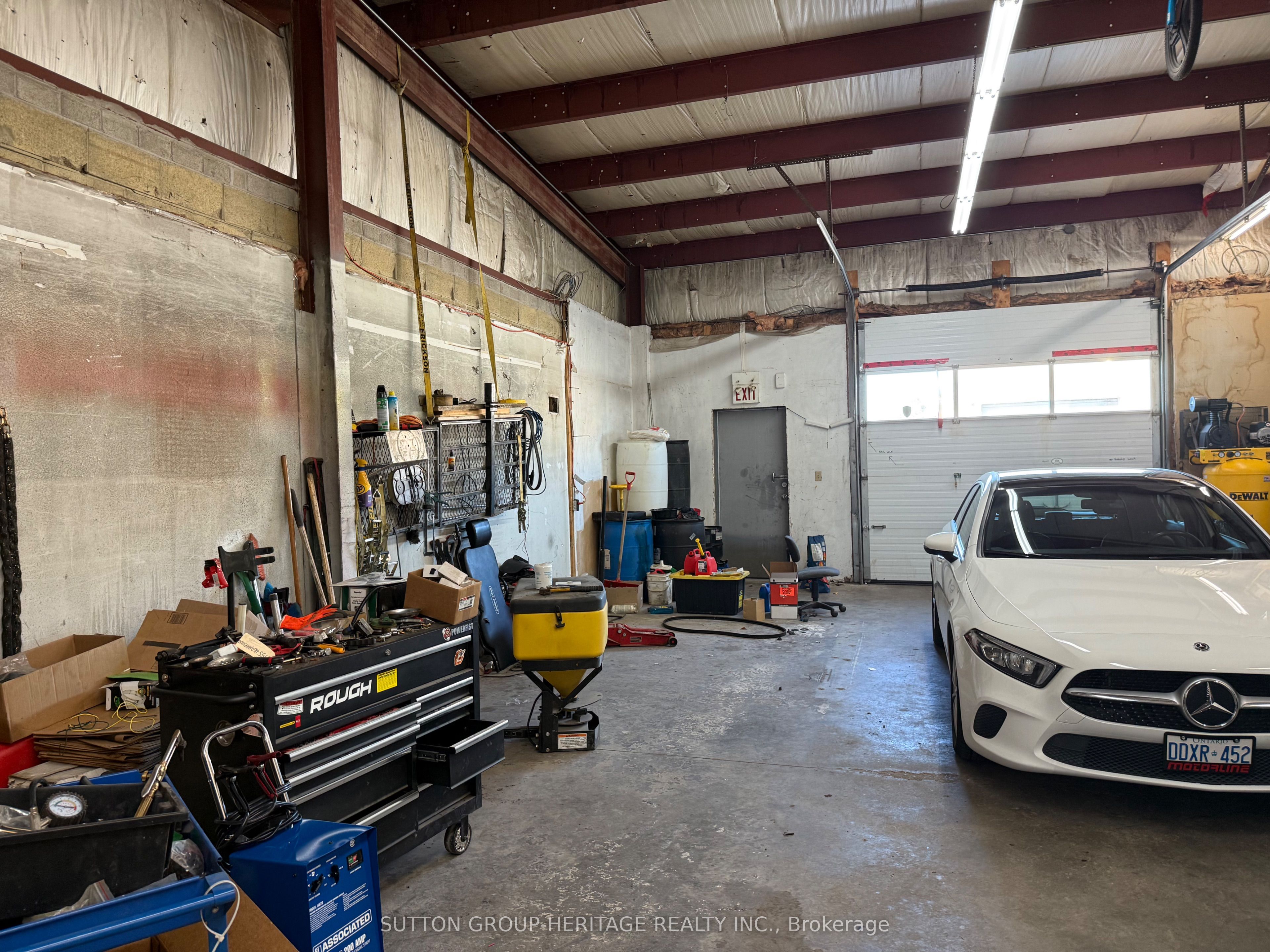 38 Bigwin Road 8 Property Photo 17