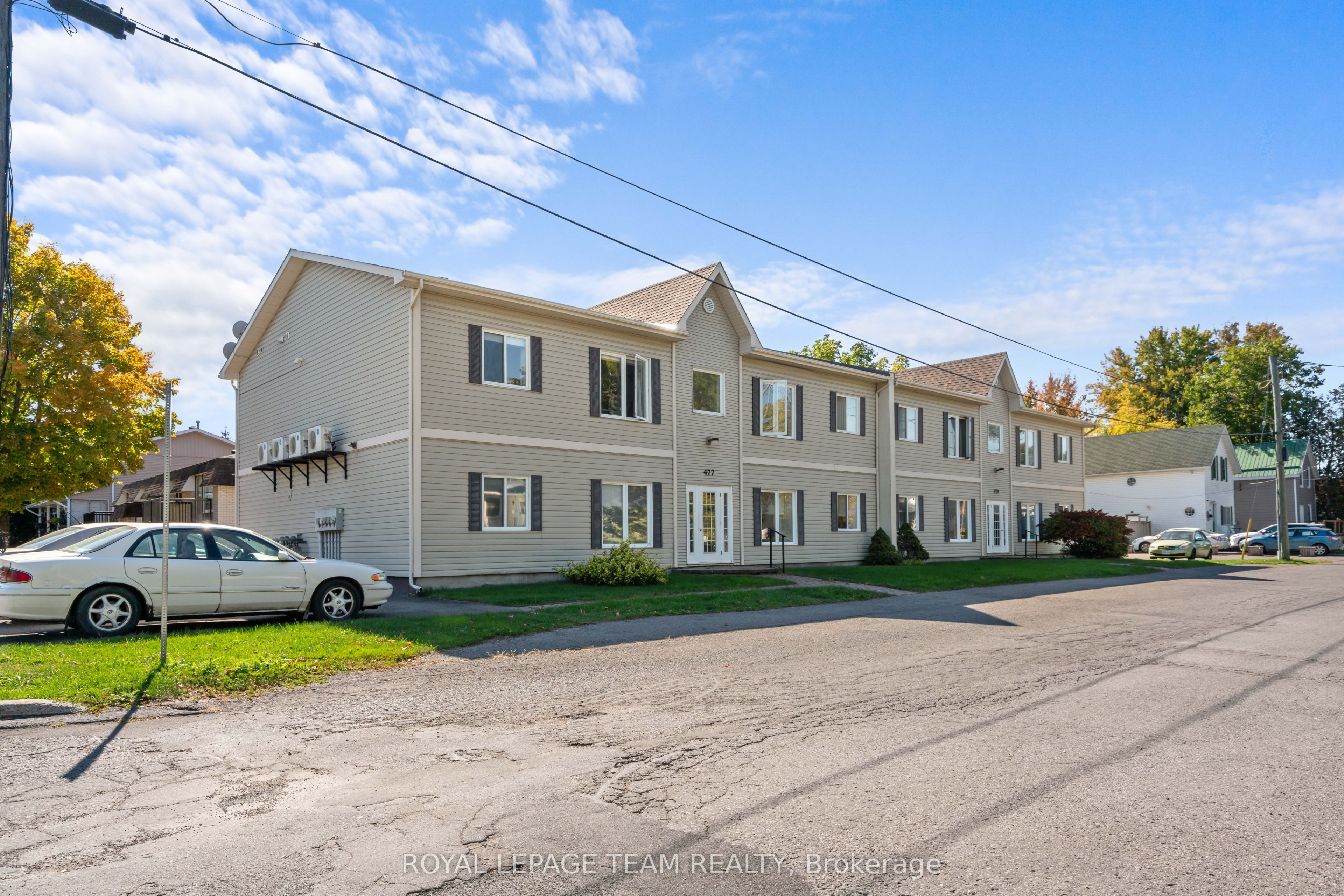 477 Clarence Street Property Photo 1