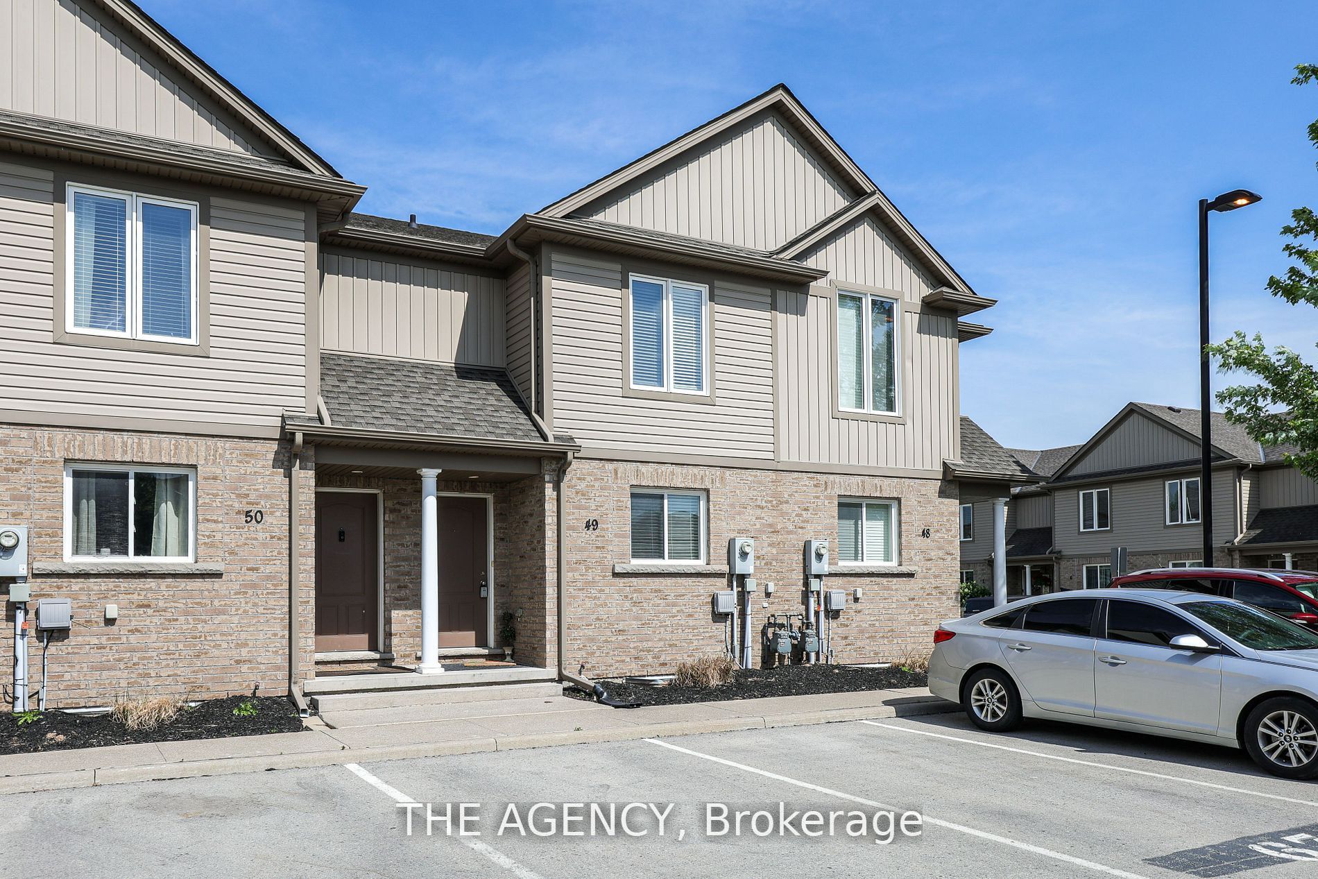 6118 Kelsey Crescent 49 Property Photo 5