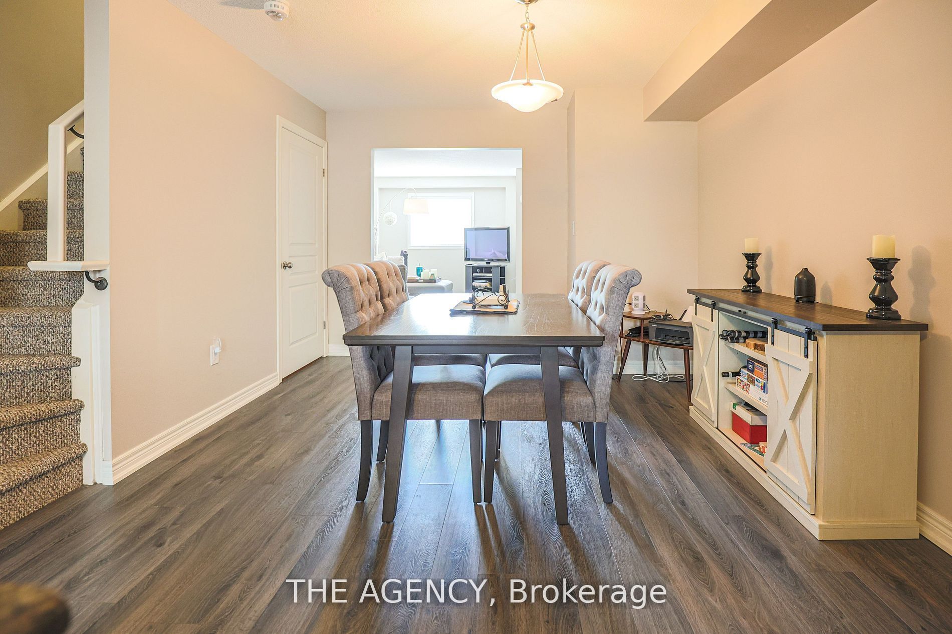 6118 Kelsey Crescent 49 Property Photo 7