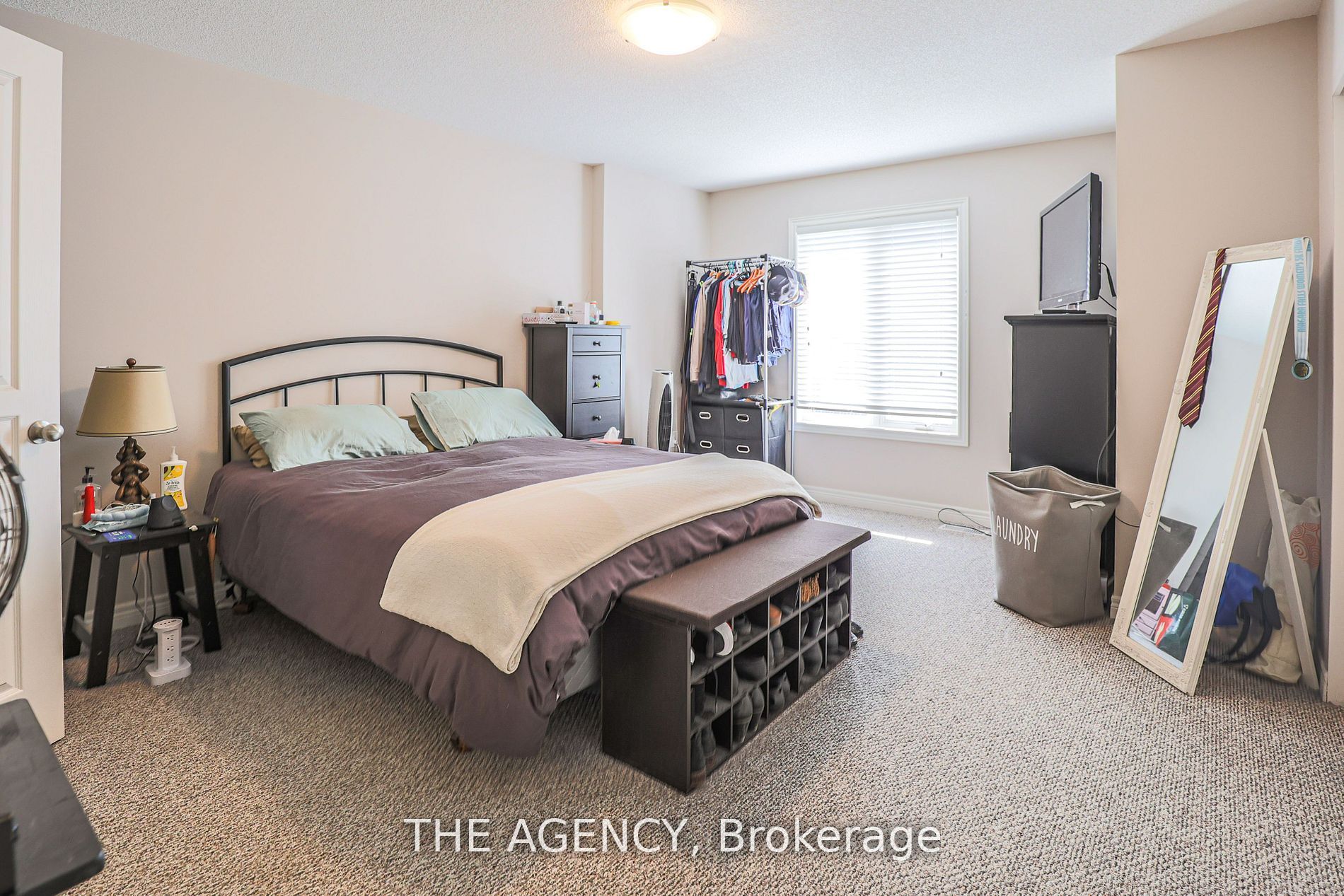 6118 Kelsey Crescent 49 Property Photo 11