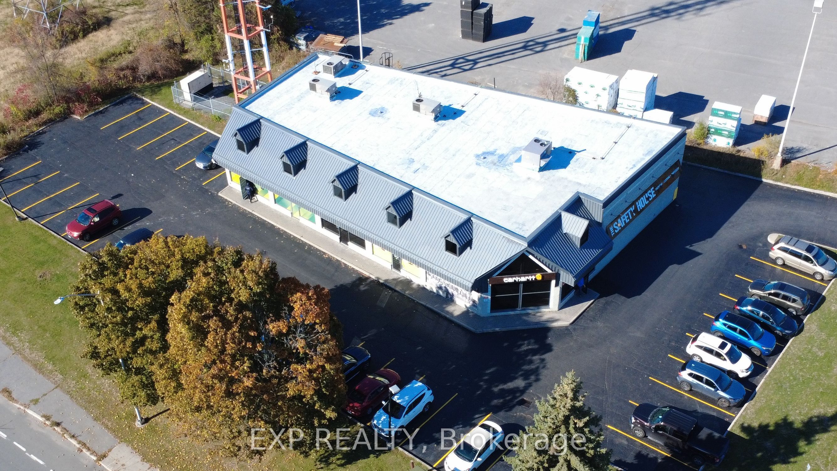 595 West Hunt Club Road Property Photo 4