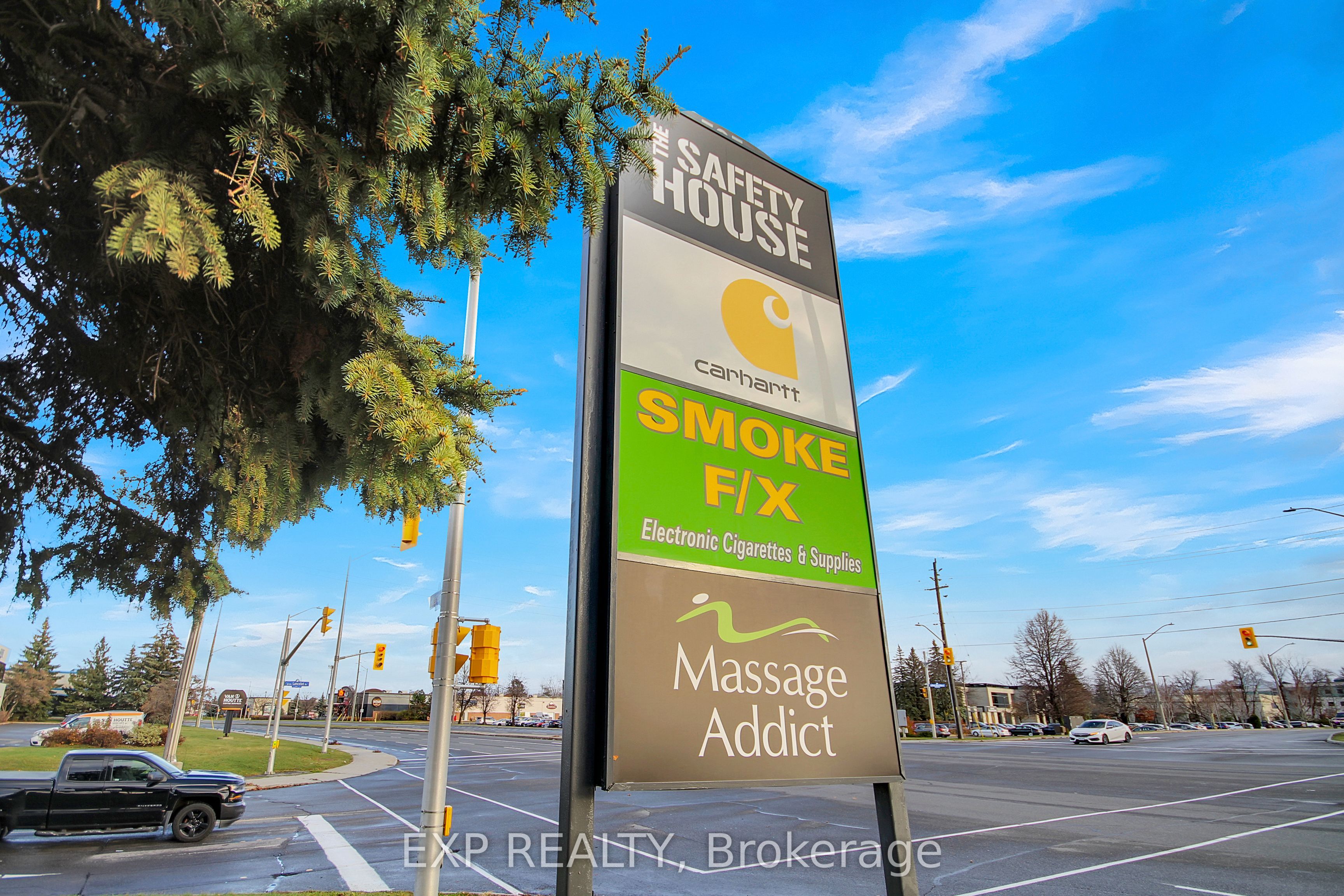 595 West Hunt Club Road Property Photo 7